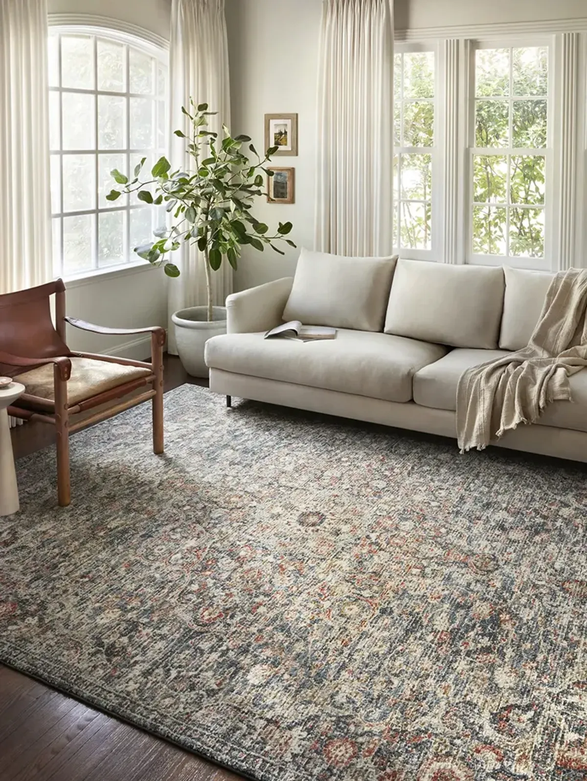 Saban SAB02 Blue/Spice 7'10" x 10' Rug