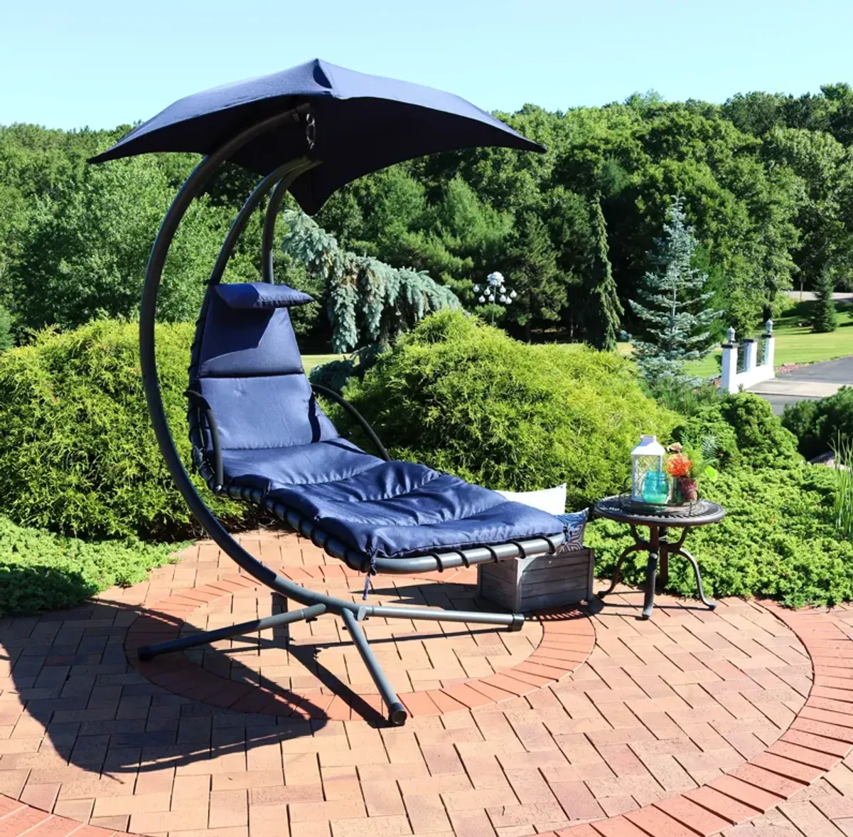 Sunnydaze Floating Chaise Lounge Chair with Umbrella