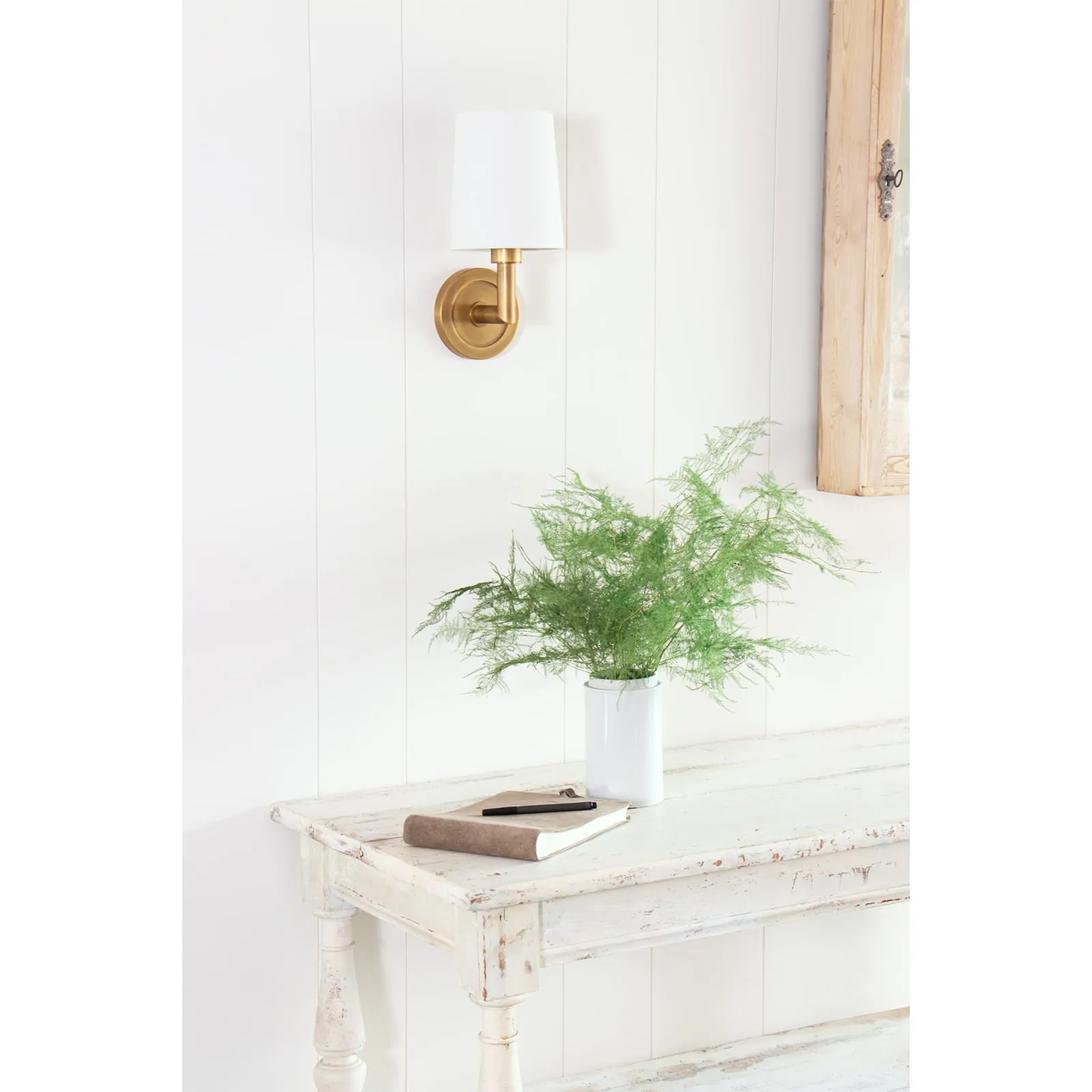 Legend Sconce Single