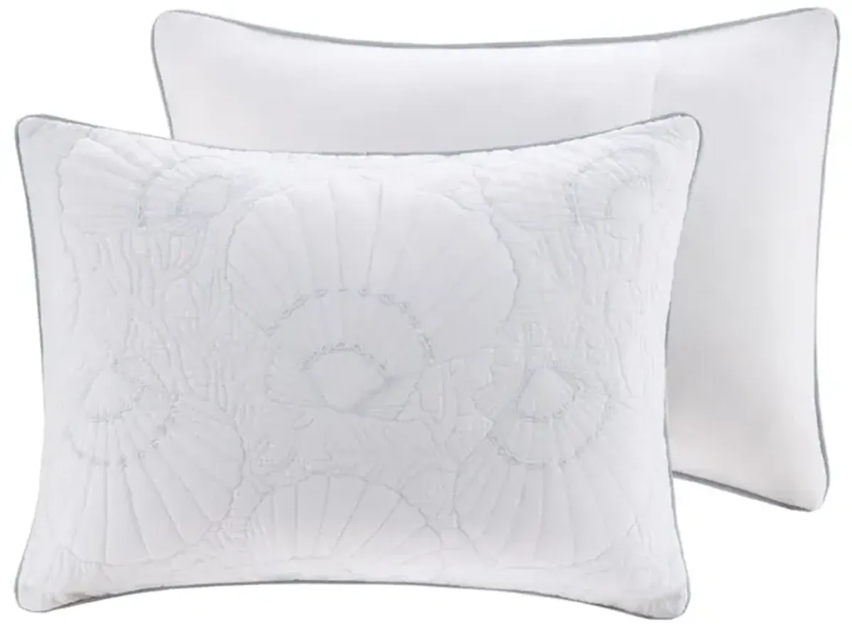 Gracie Mills Ramos 4-Piece Comforter Set with Sea Shell Motif