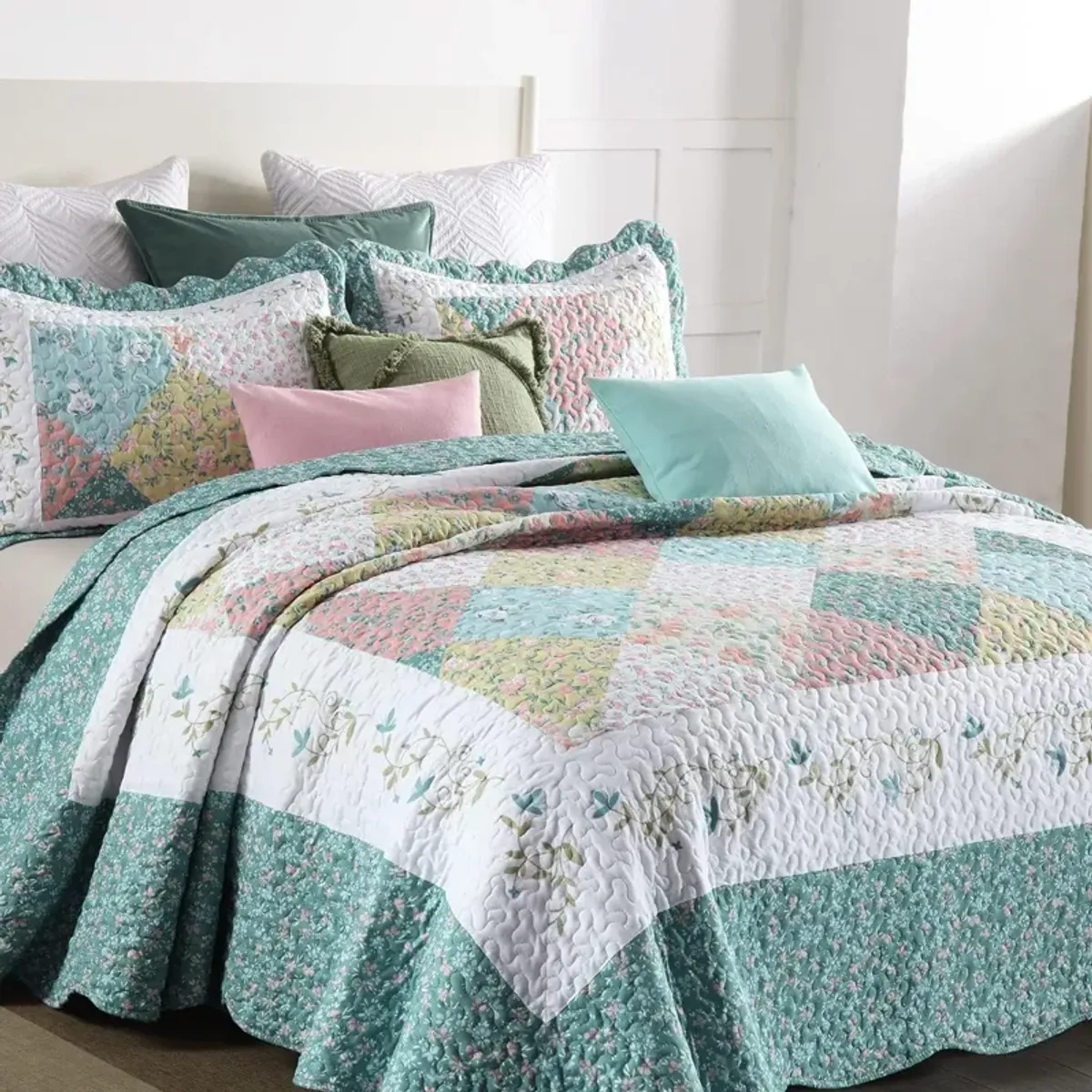 MarCielo 3 Piece Printed Quilt Bedspread Set