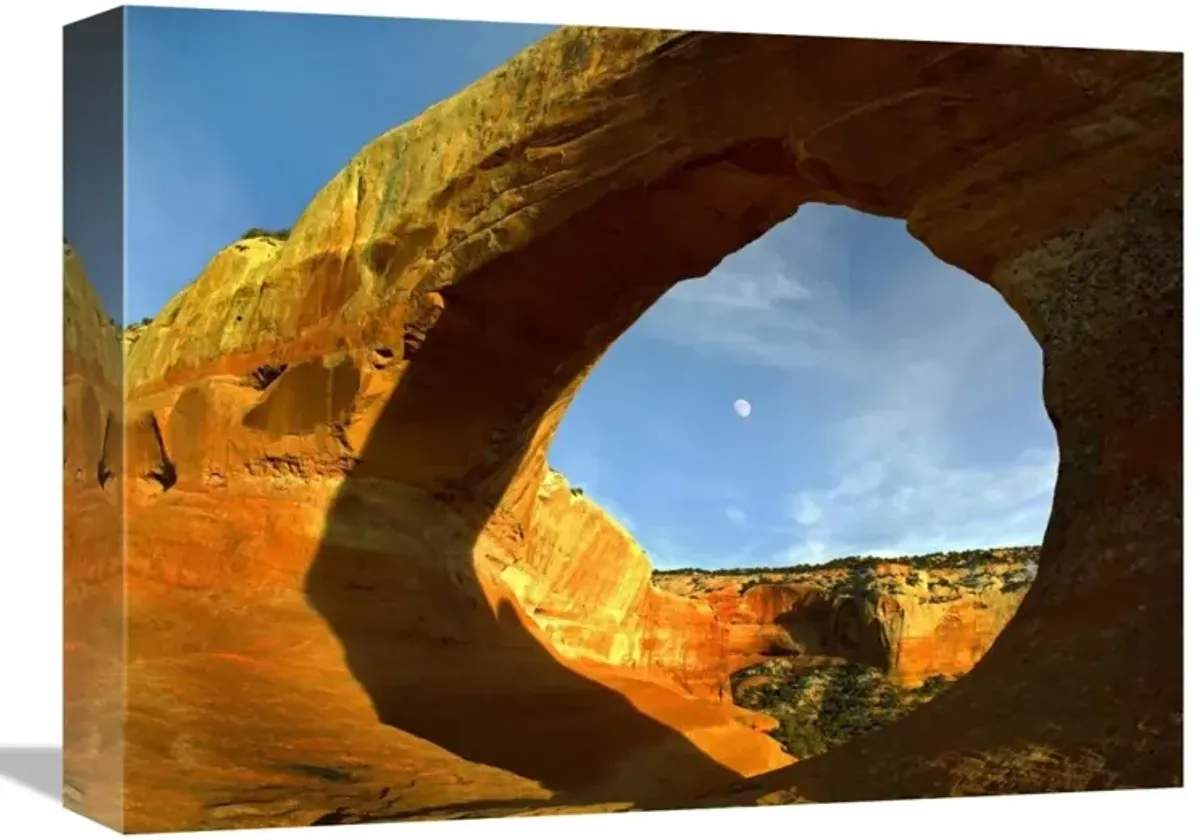 Wilson Arch with a span of 91 feet and height of 46 feet, made of entrada sandstone, Utah-Canvas Art-16x12
