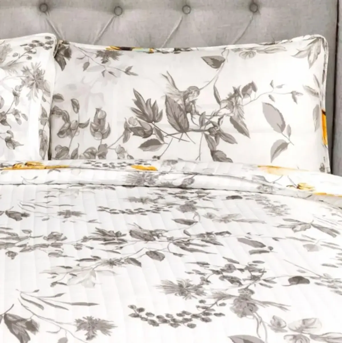 QuikFurn Full/Queen 3 Piece White Yellow Grey Reversible Floral Birds Cotton Quilt Set