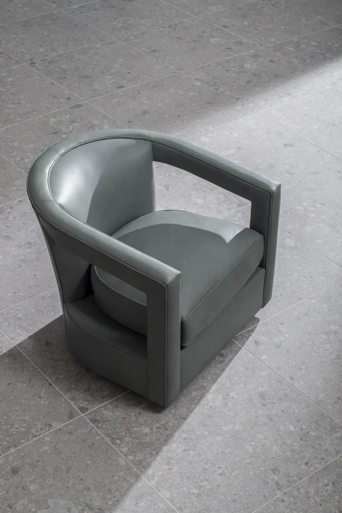 Alana Swivel Chair