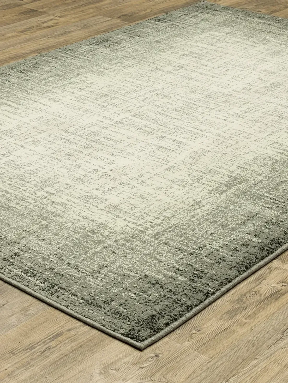 Seneca 5'3" x 7'3" Grey Rug