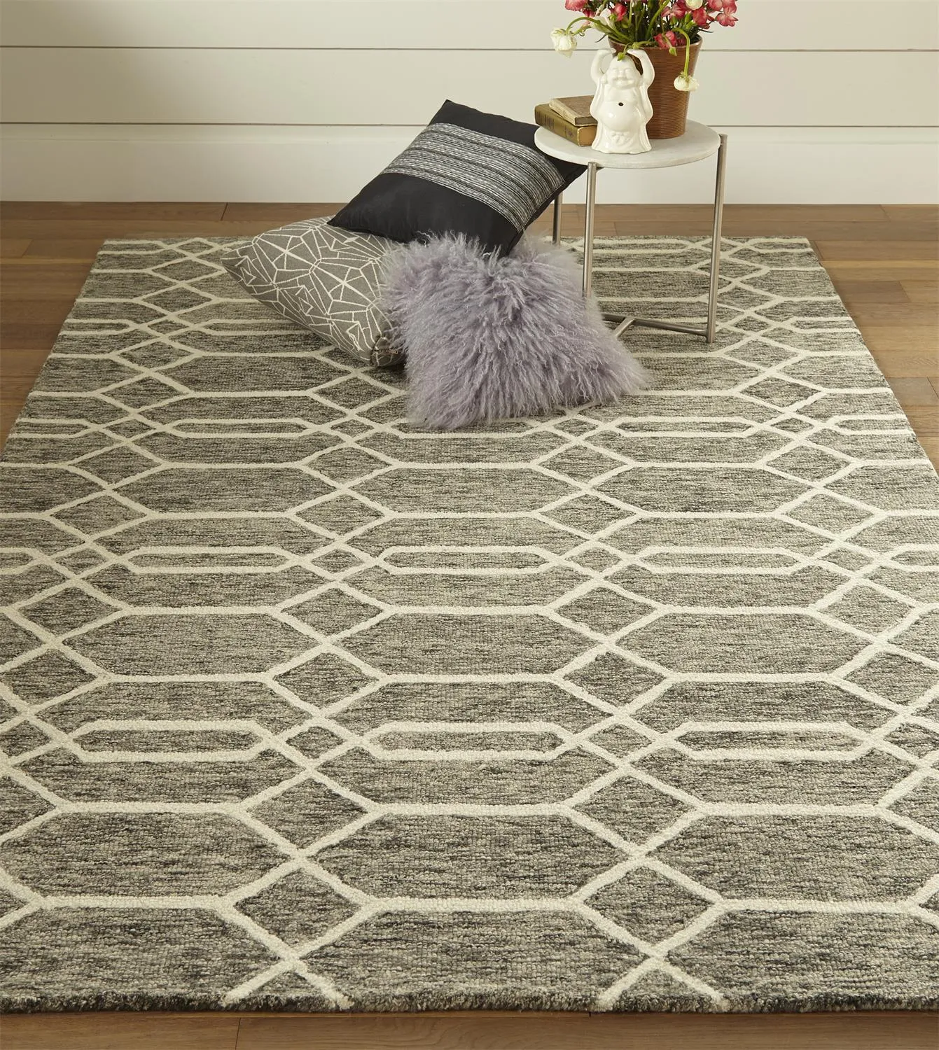 Belfort 8777F Gray/Black/Ivory 9' x 12' Rug