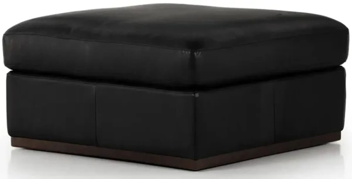 Colt Ottoman