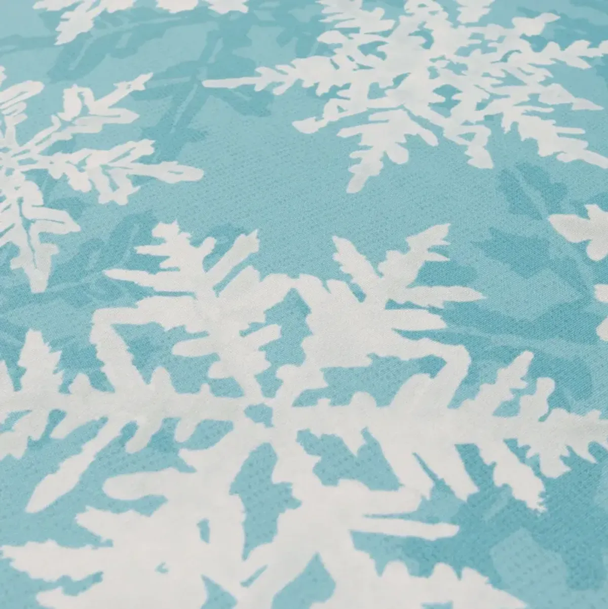 Holiday Flakes Teal Teal 1' 8" x 3' 6" Door Mat