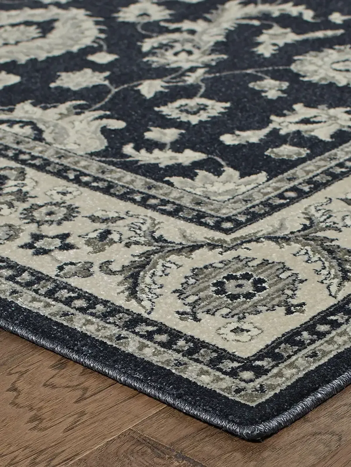 Richmond 1'10" x 3' Midnight Rug