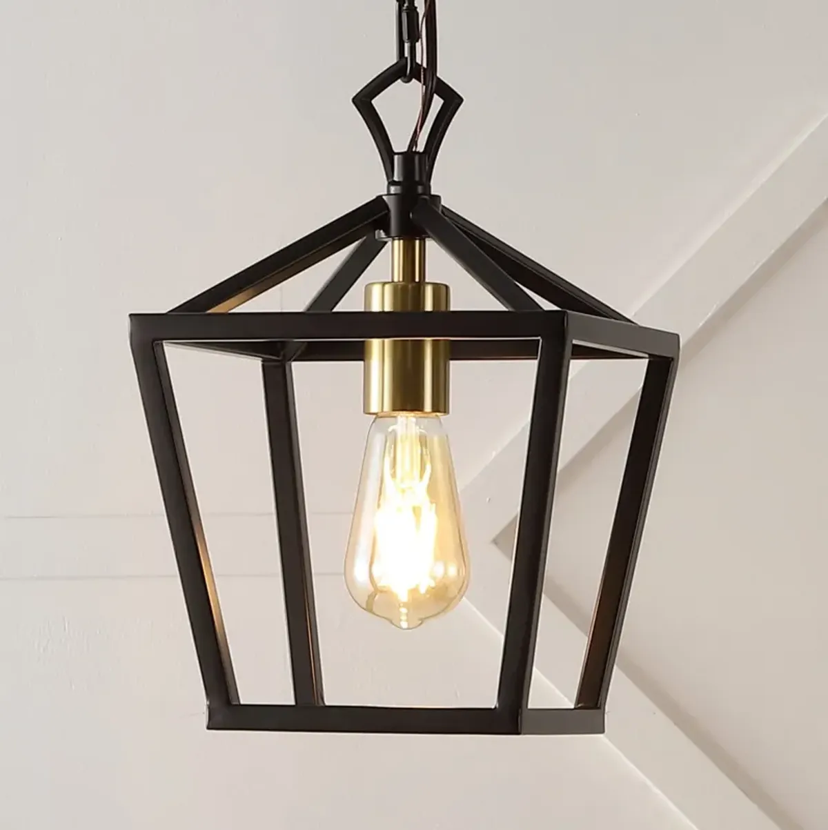 Oslin 1-Light Vintage Farmhouse Iron Chain Pagoda LED Pendant