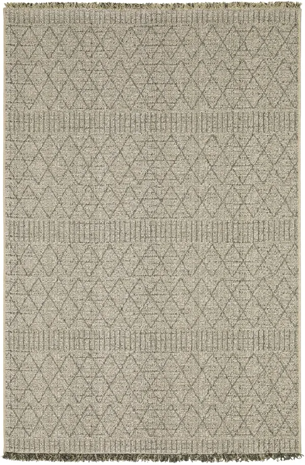 Gillian 5'3" x 7'3" Beige Rug