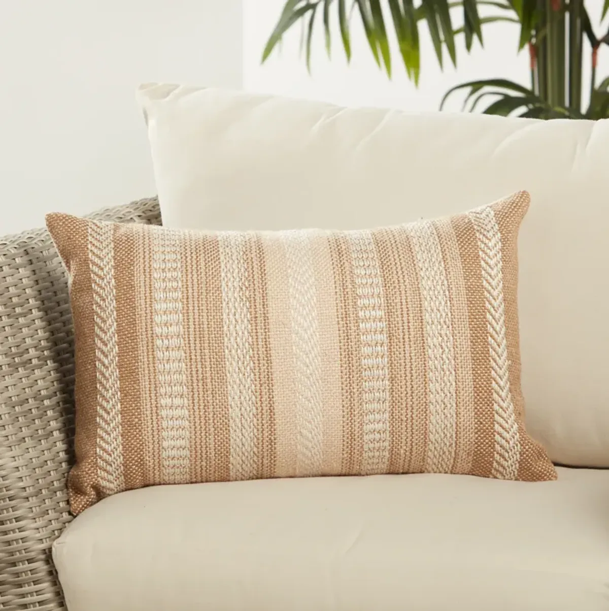 PAMPAS PILLOW POLYESTER