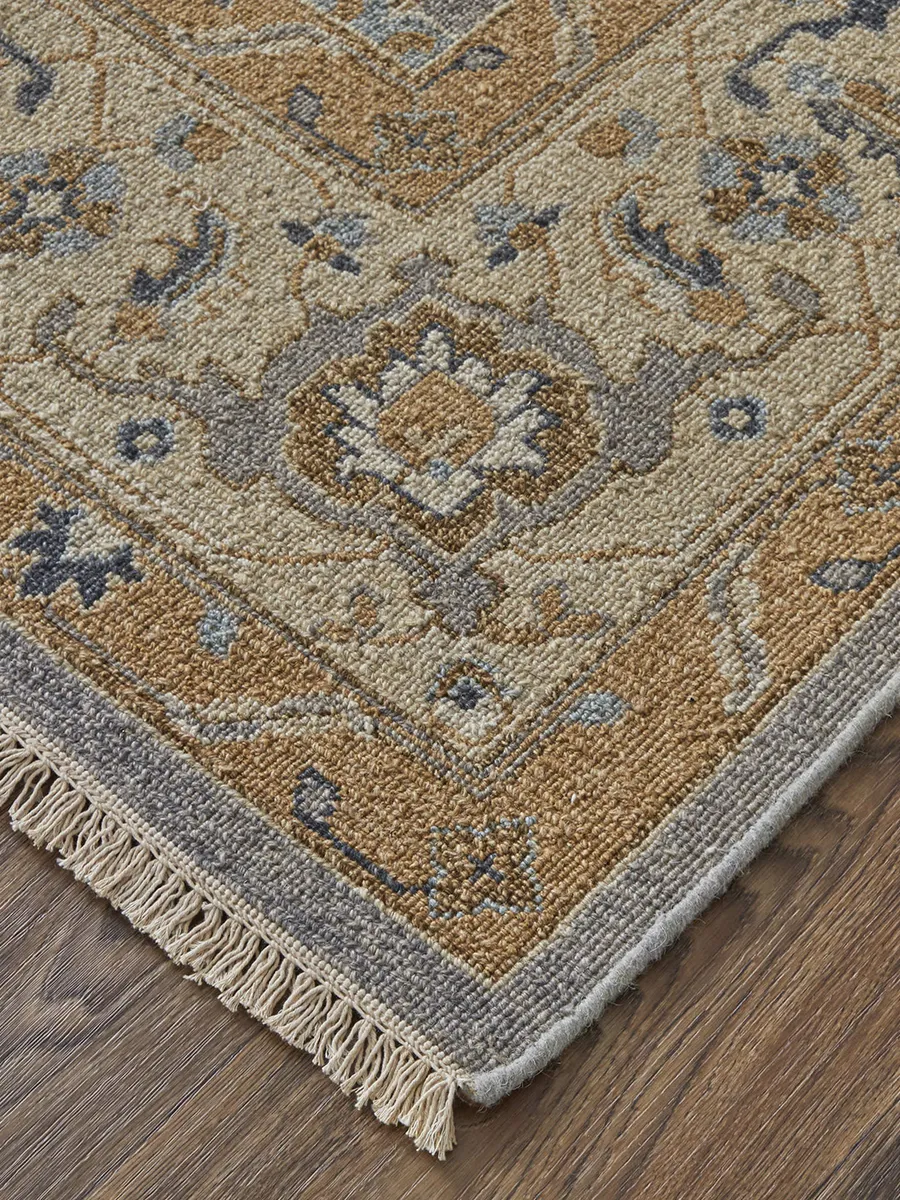 Corbitt 0611F 9'6" x 13'6" Gray/Gold Rug