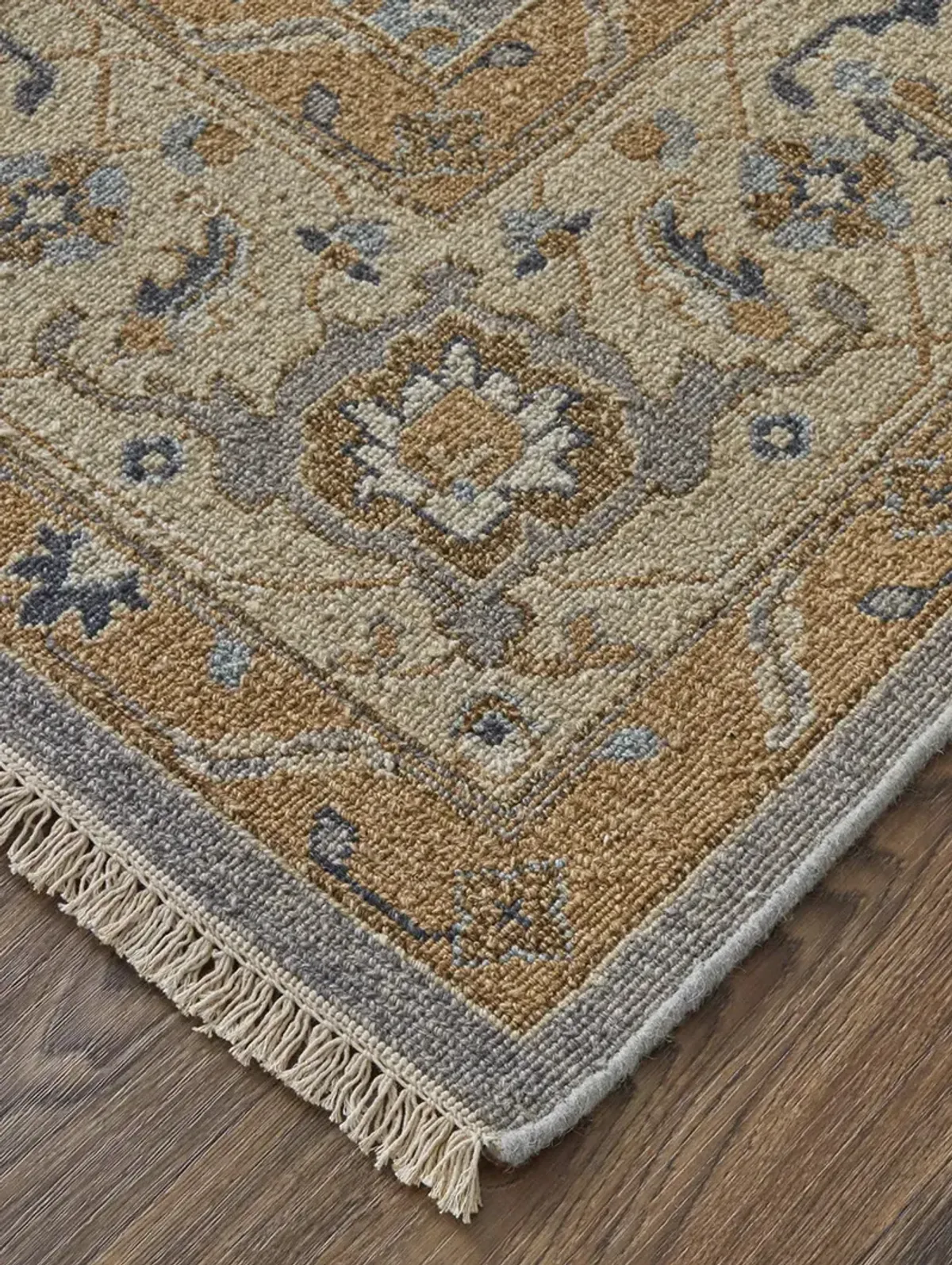 Corbitt 0611F 9'6" x 13'6" Gray/Gold Rug