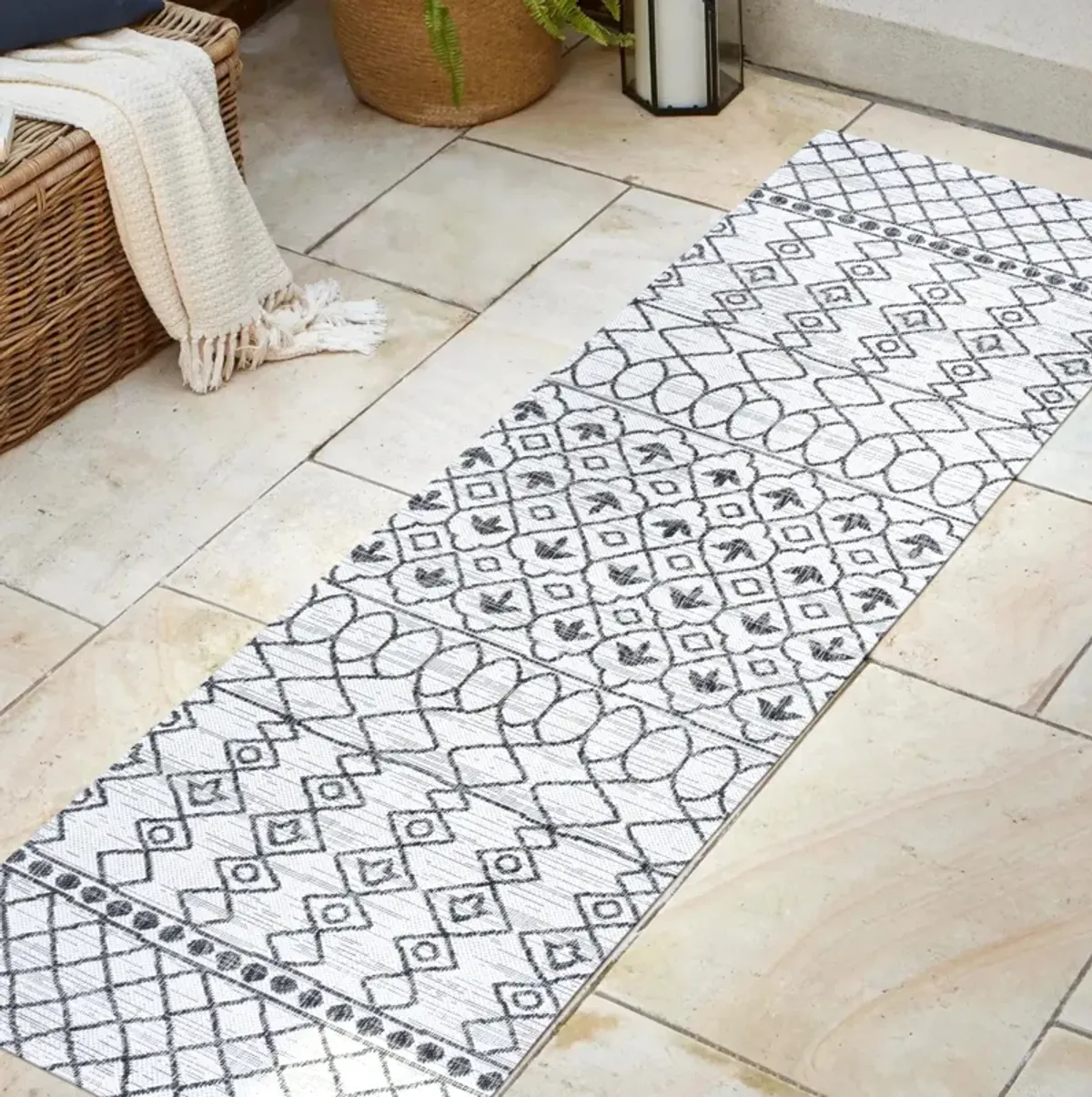 Kafel Tribal Bohemian Indoor/Outdoor Area Rug