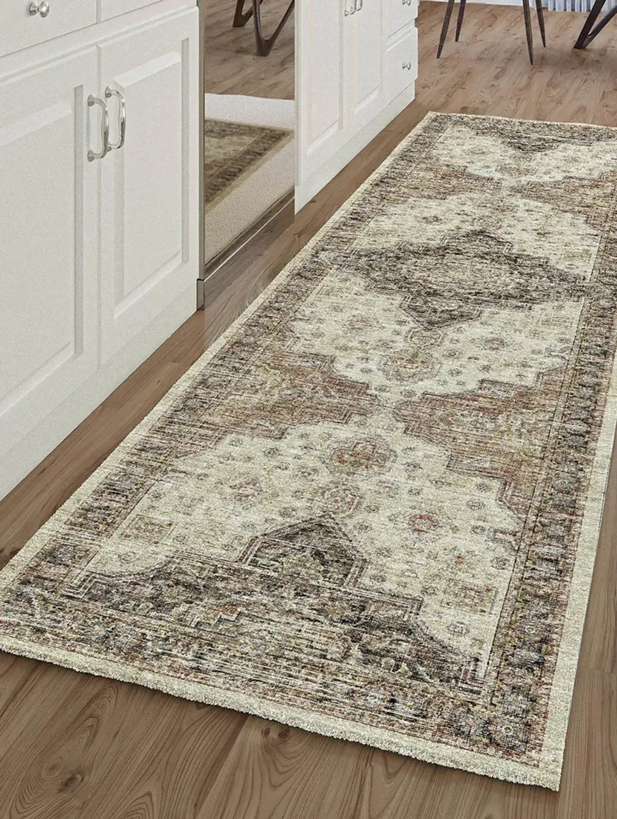 Tuscany TU11 Beige 2'6" x 10' Rug