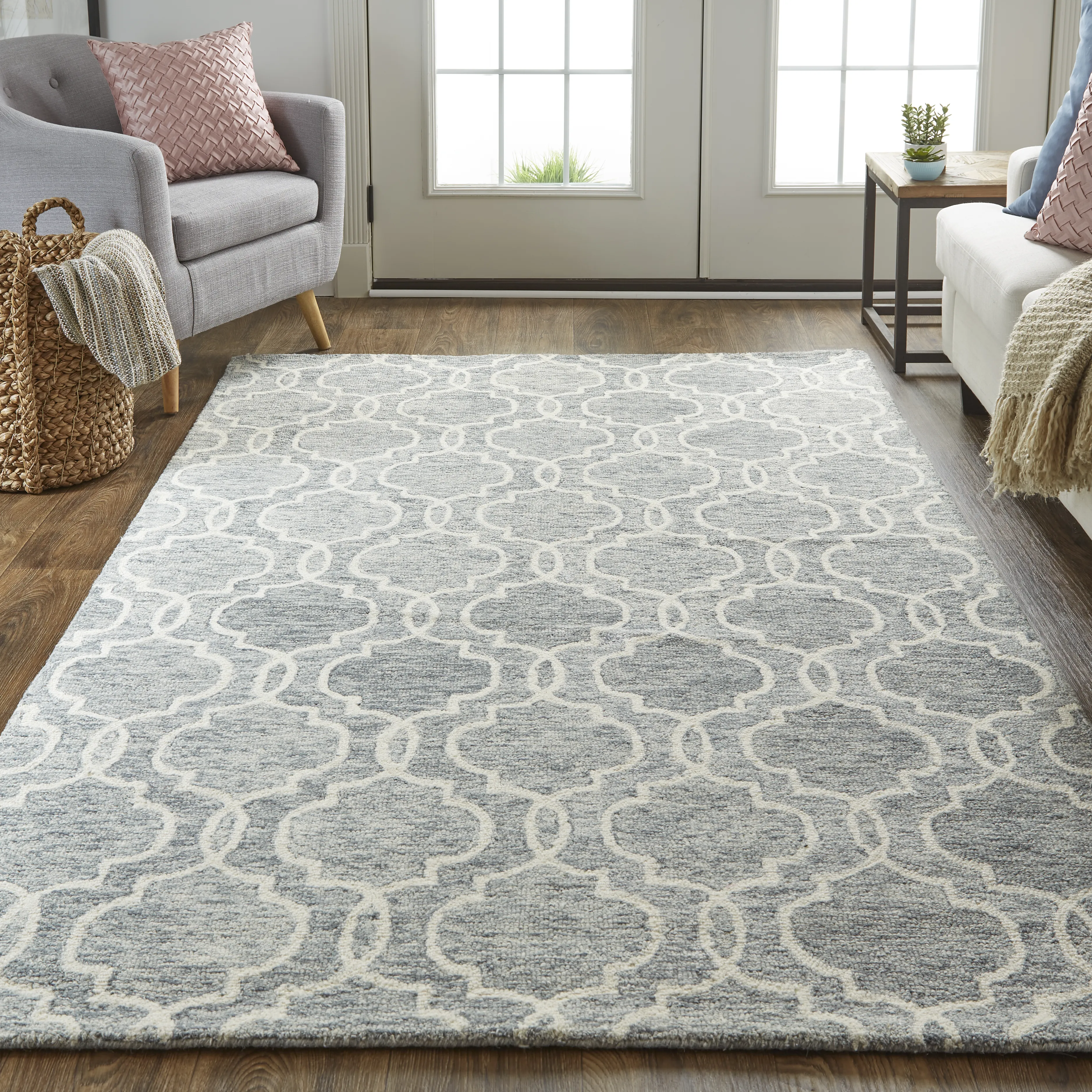 Belfort 8775F Blue/Gray/Ivory 2' x 3' Rug