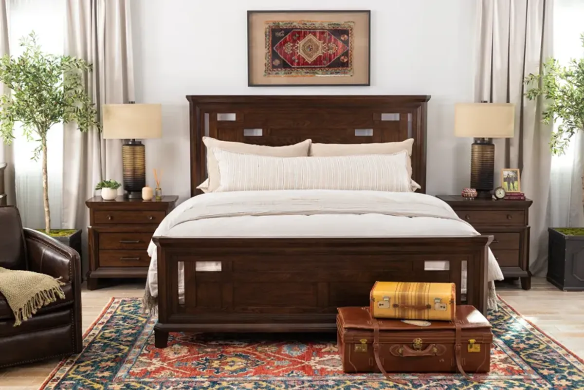 Kentwood Panel Queen Bed