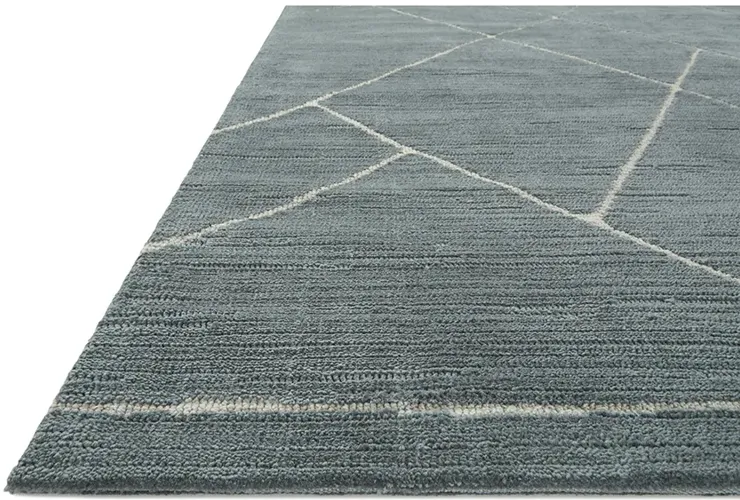 Logan LOG01 2'6" x 7'6" Rug