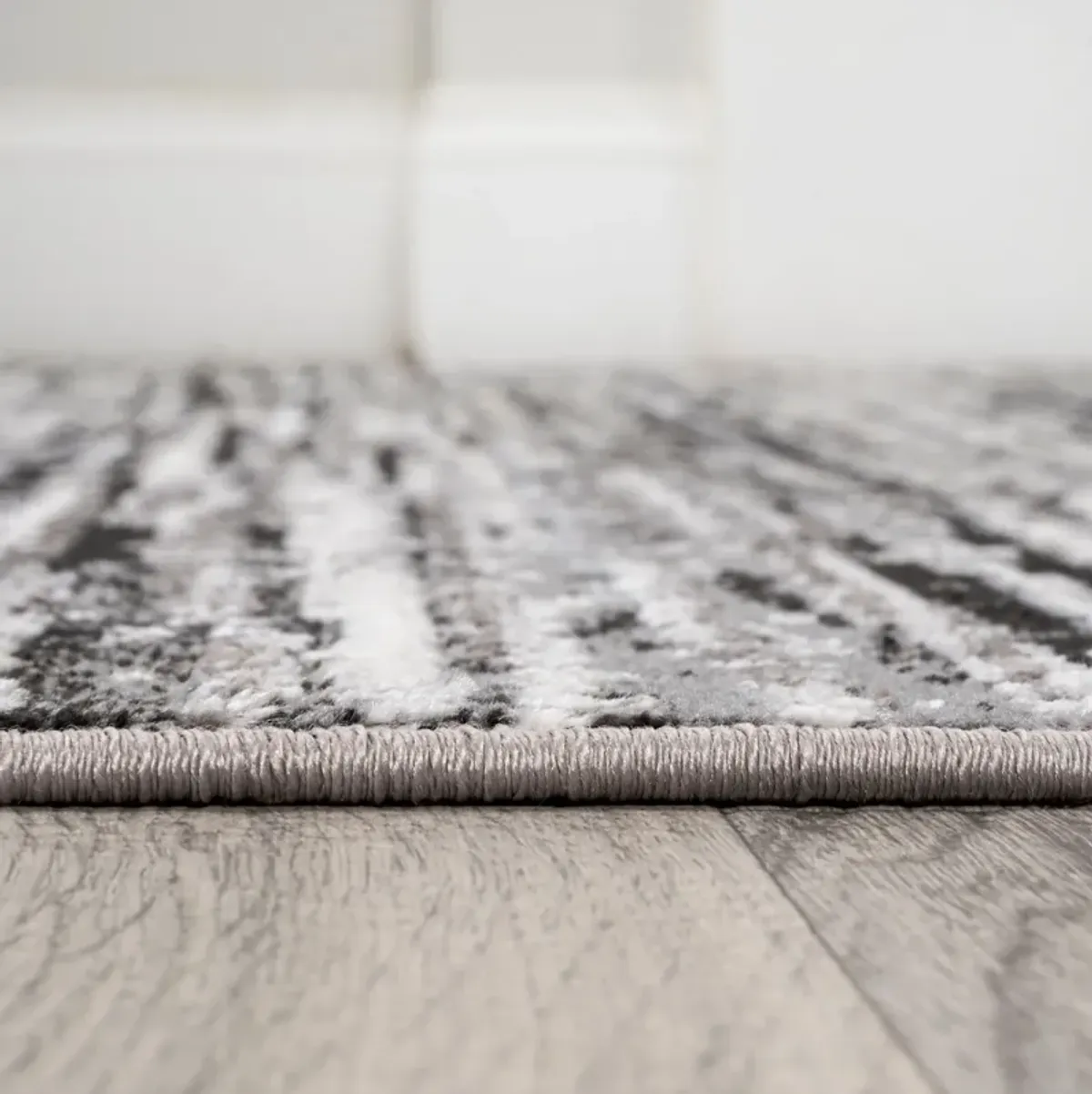 Loom Modern Strie Area Rug