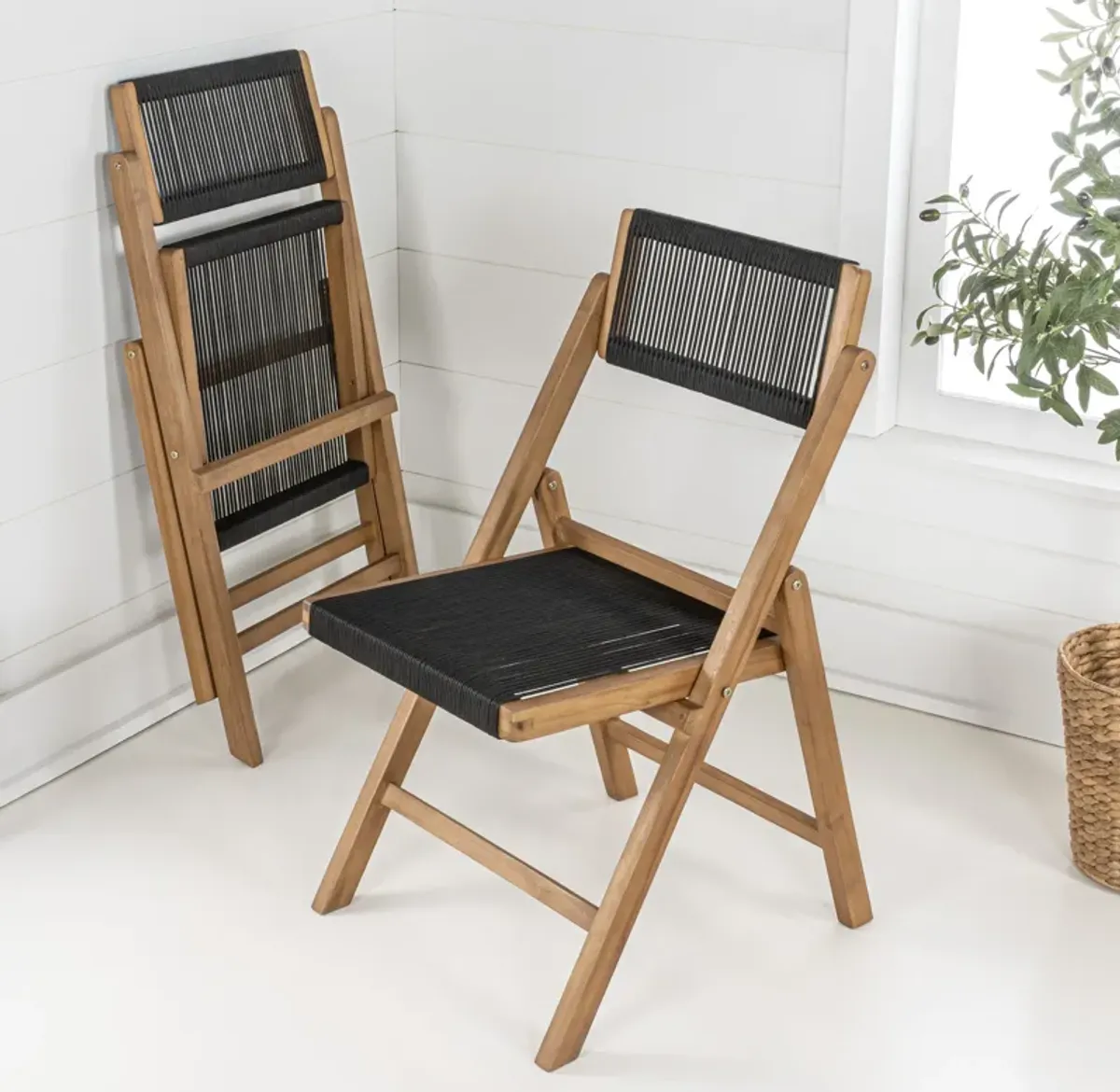 Olivier Coastal Modern Wood Roped Folding Chair with Adjustable Back