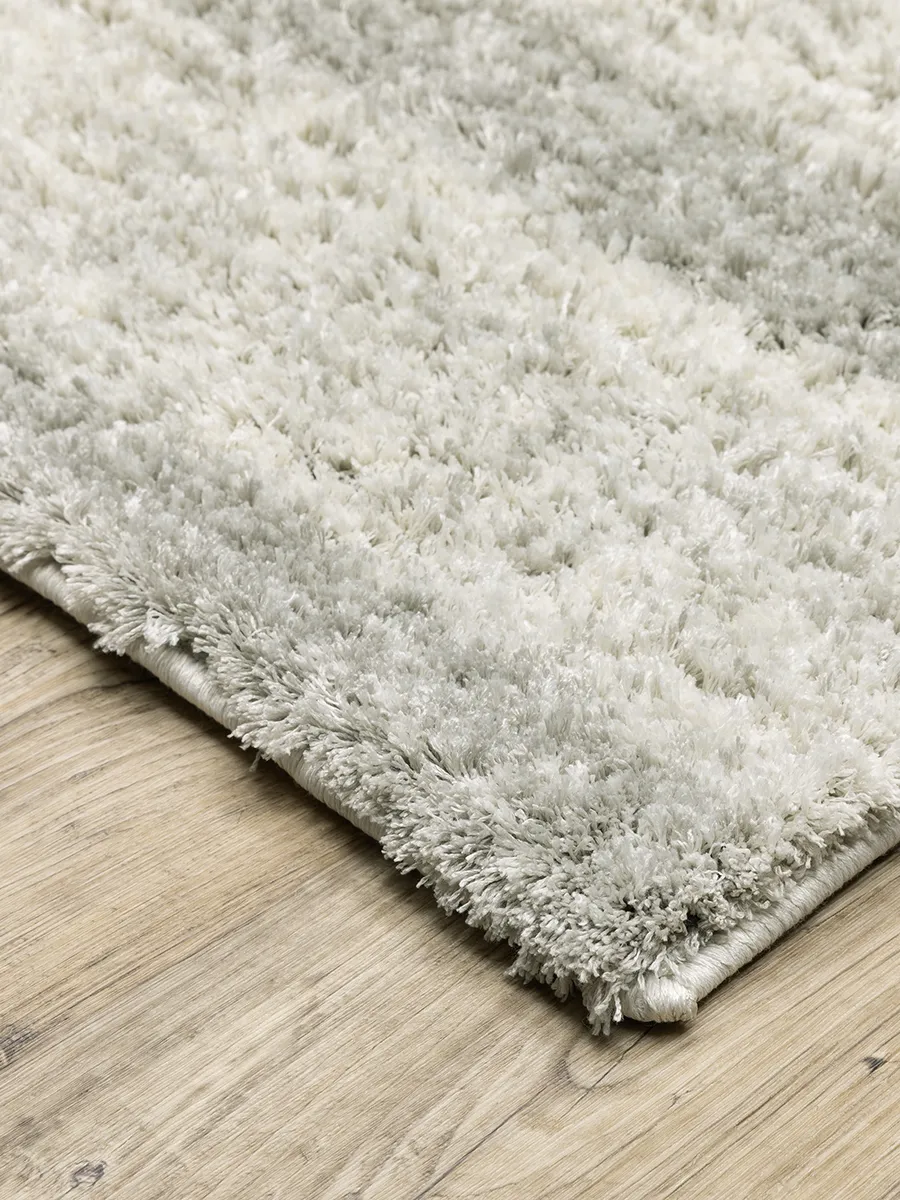 Verona 2' x 3' Ivory Rug