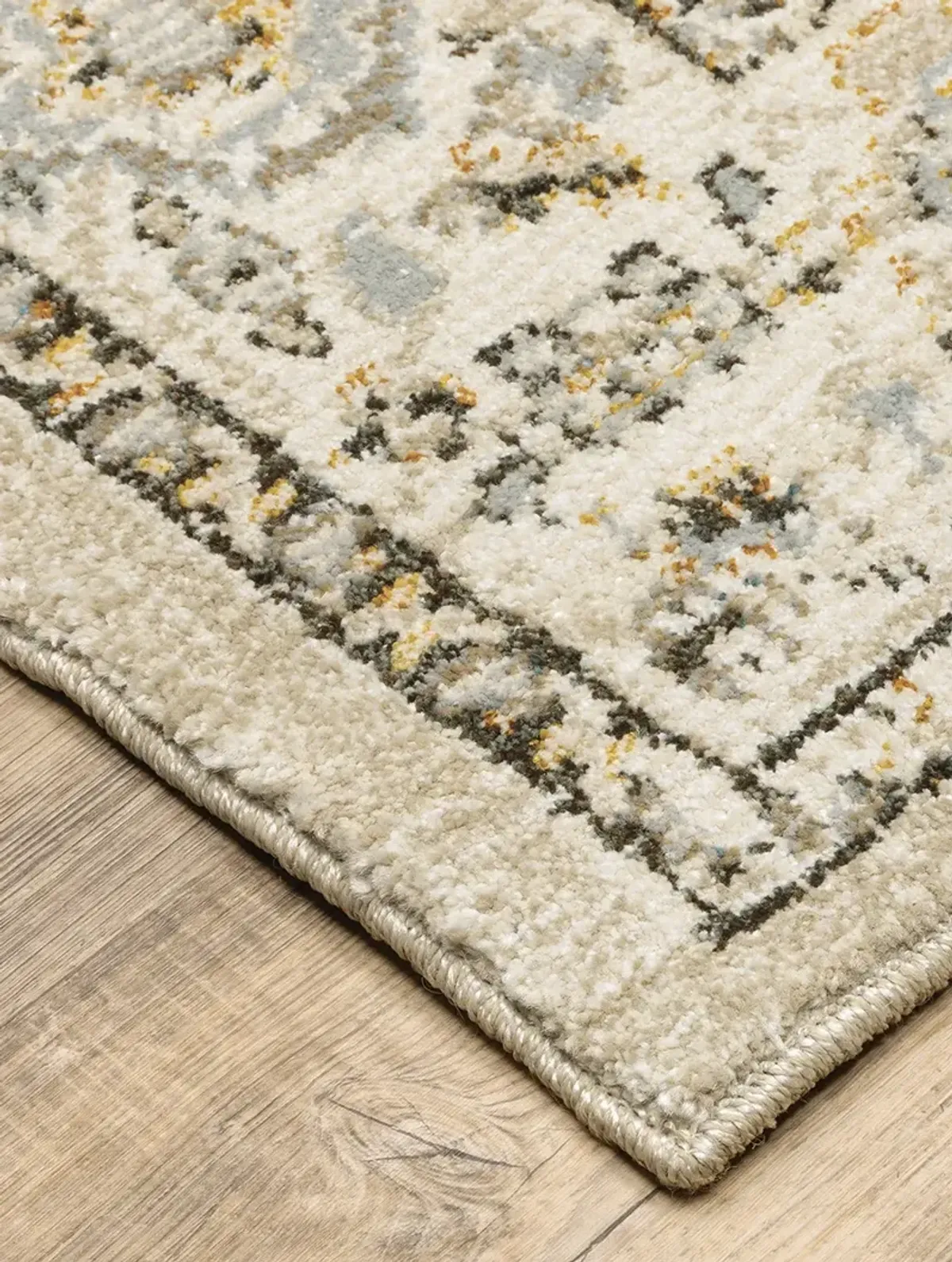 Andorra 2'6" x 12' Beige Rug