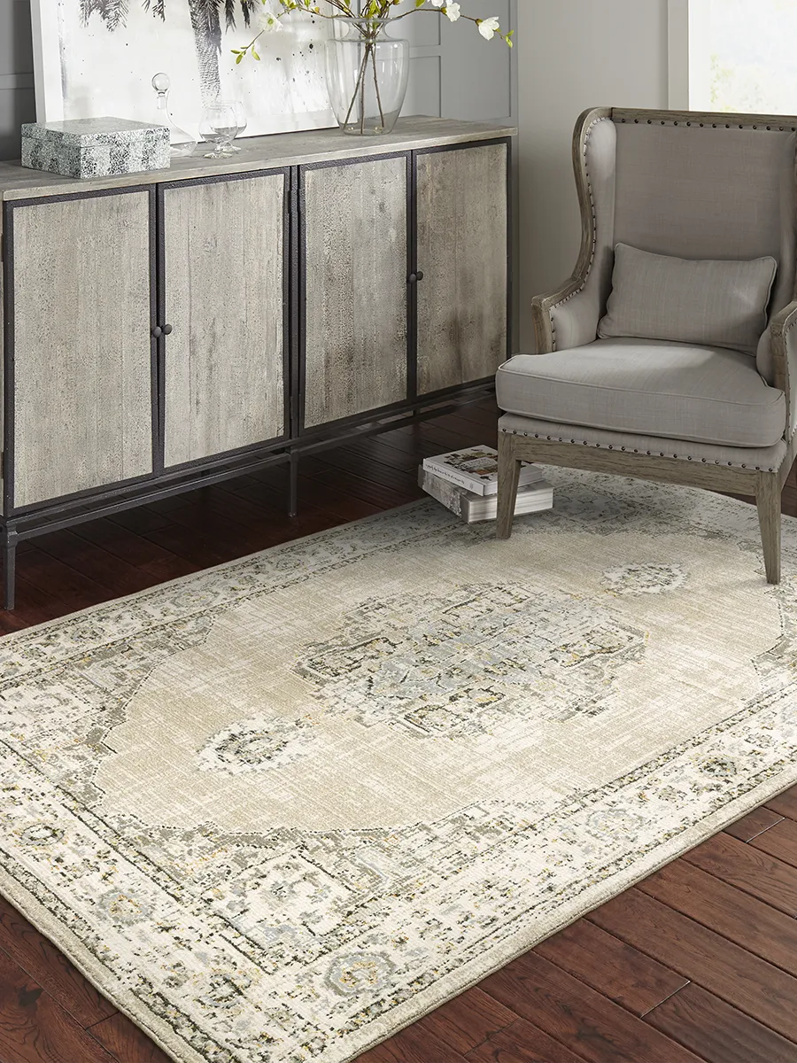 Andorra 2'6" x 12' Beige Rug