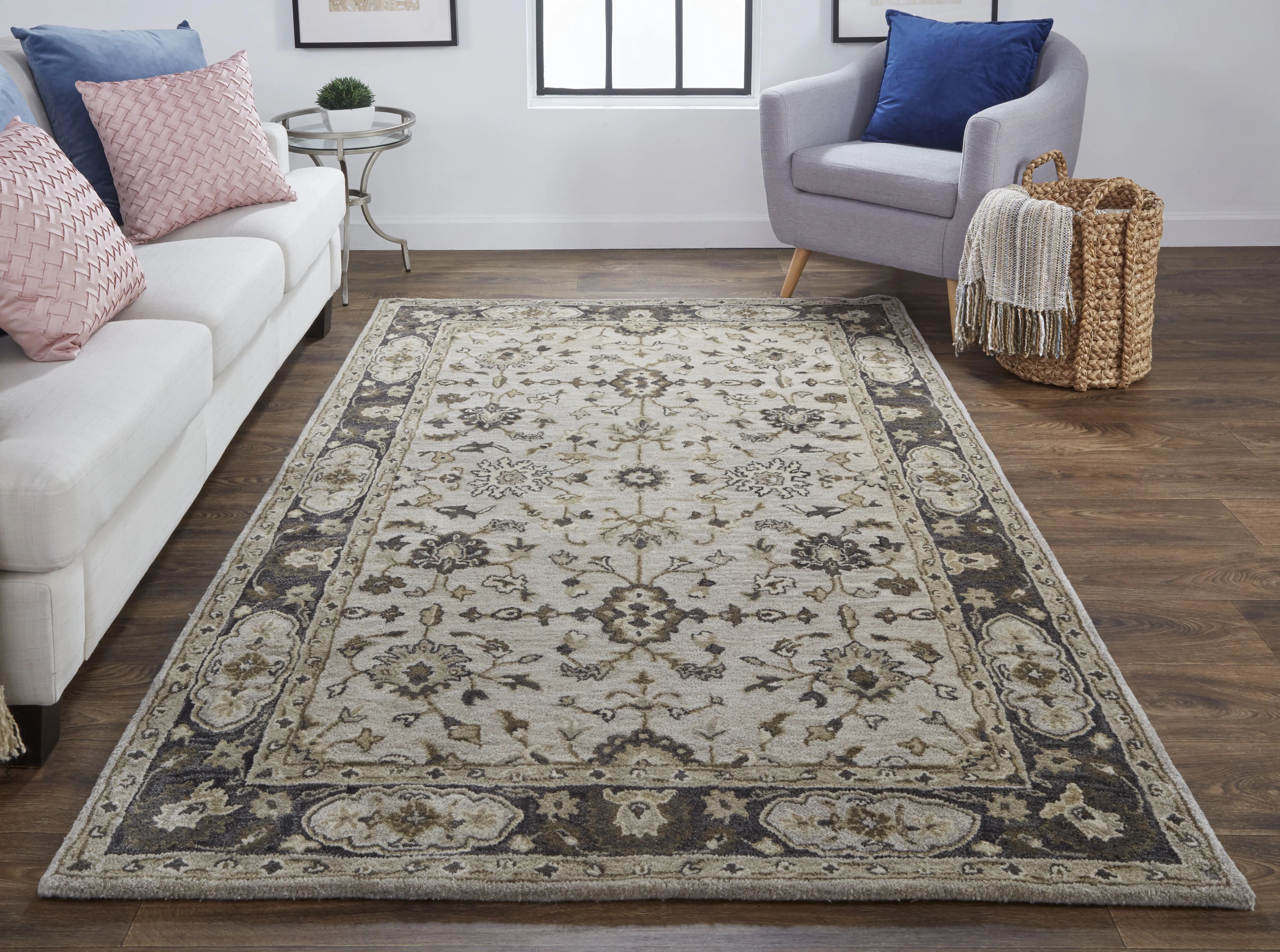 Eaton 8399F Gray/Ivory/Taupe 8' x 11' Rug