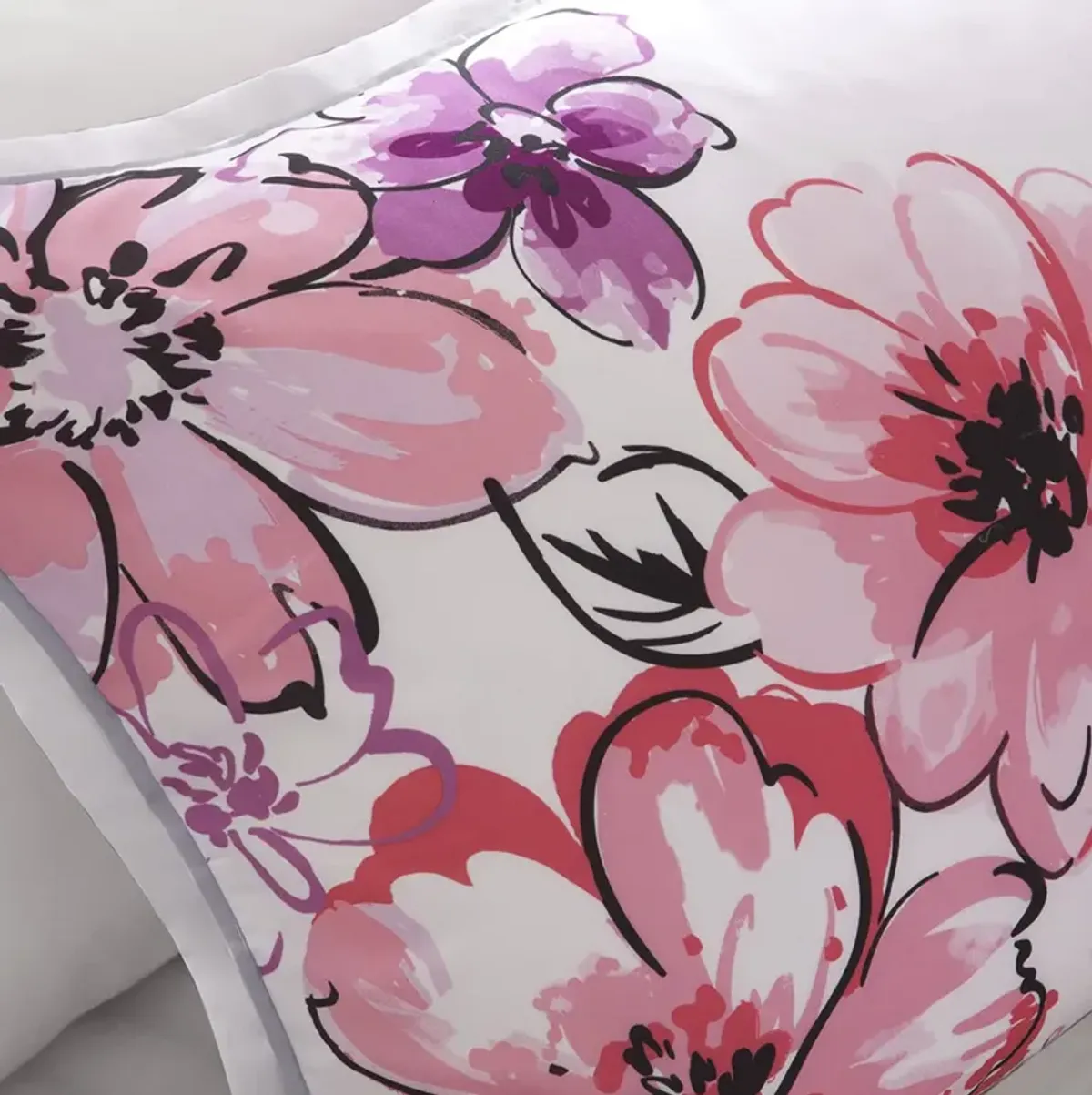 Gracie Mills Lysandra Floral Print Comforter Set