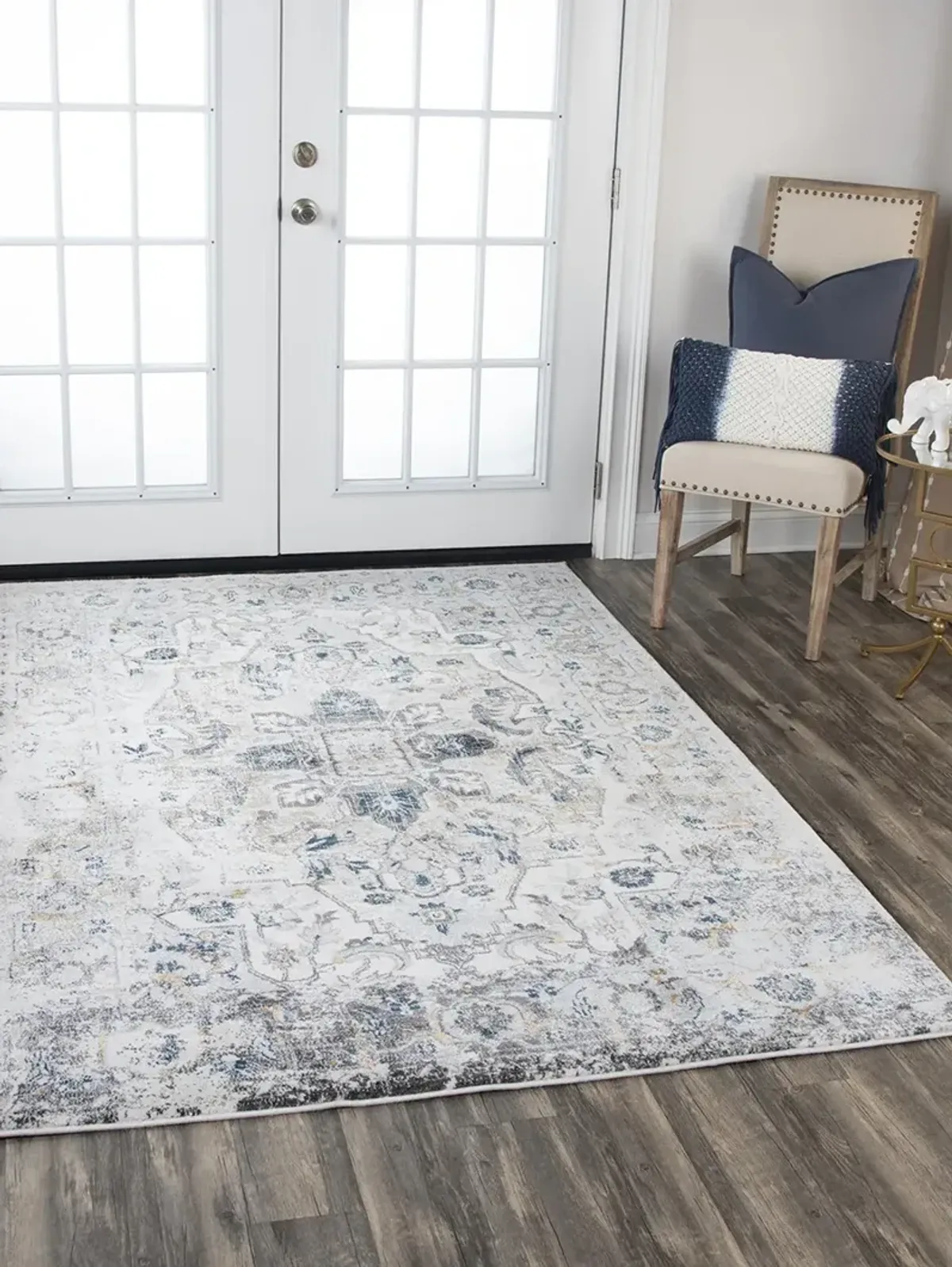 Bristol BRS104 3'11" x 5'6" Rug