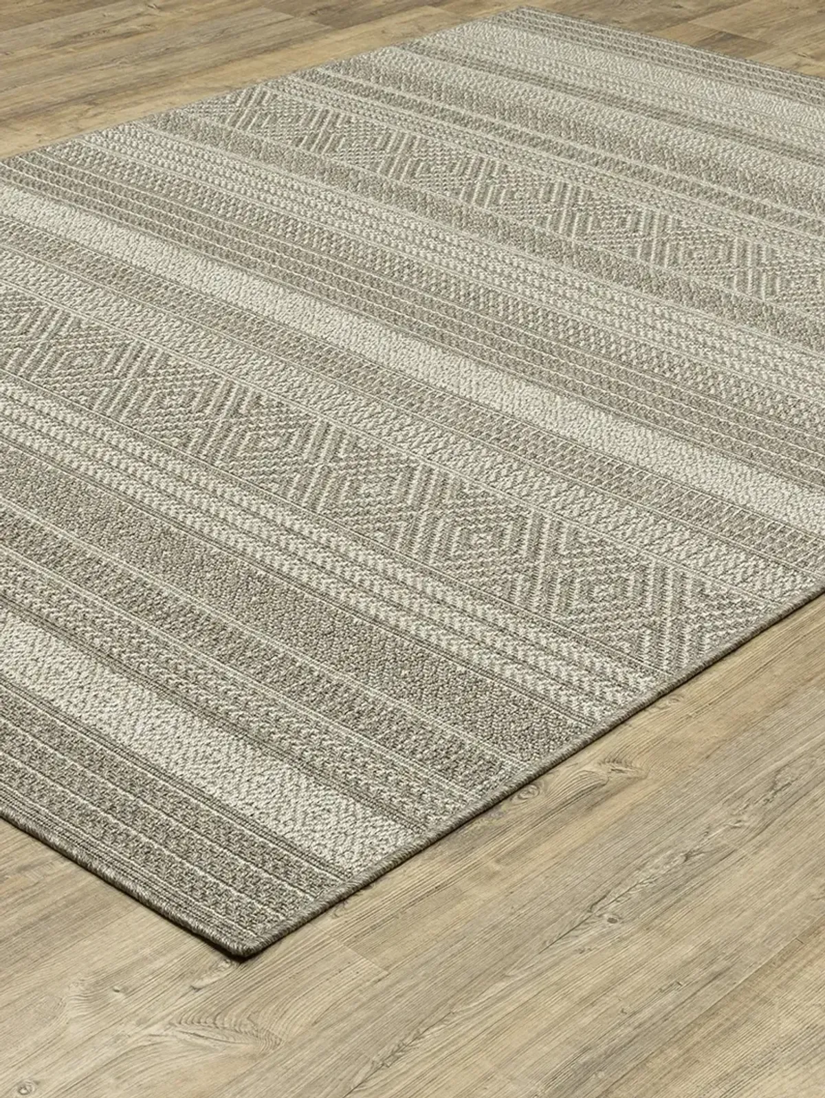 Caicos 7'10" x 10' Grey Rug