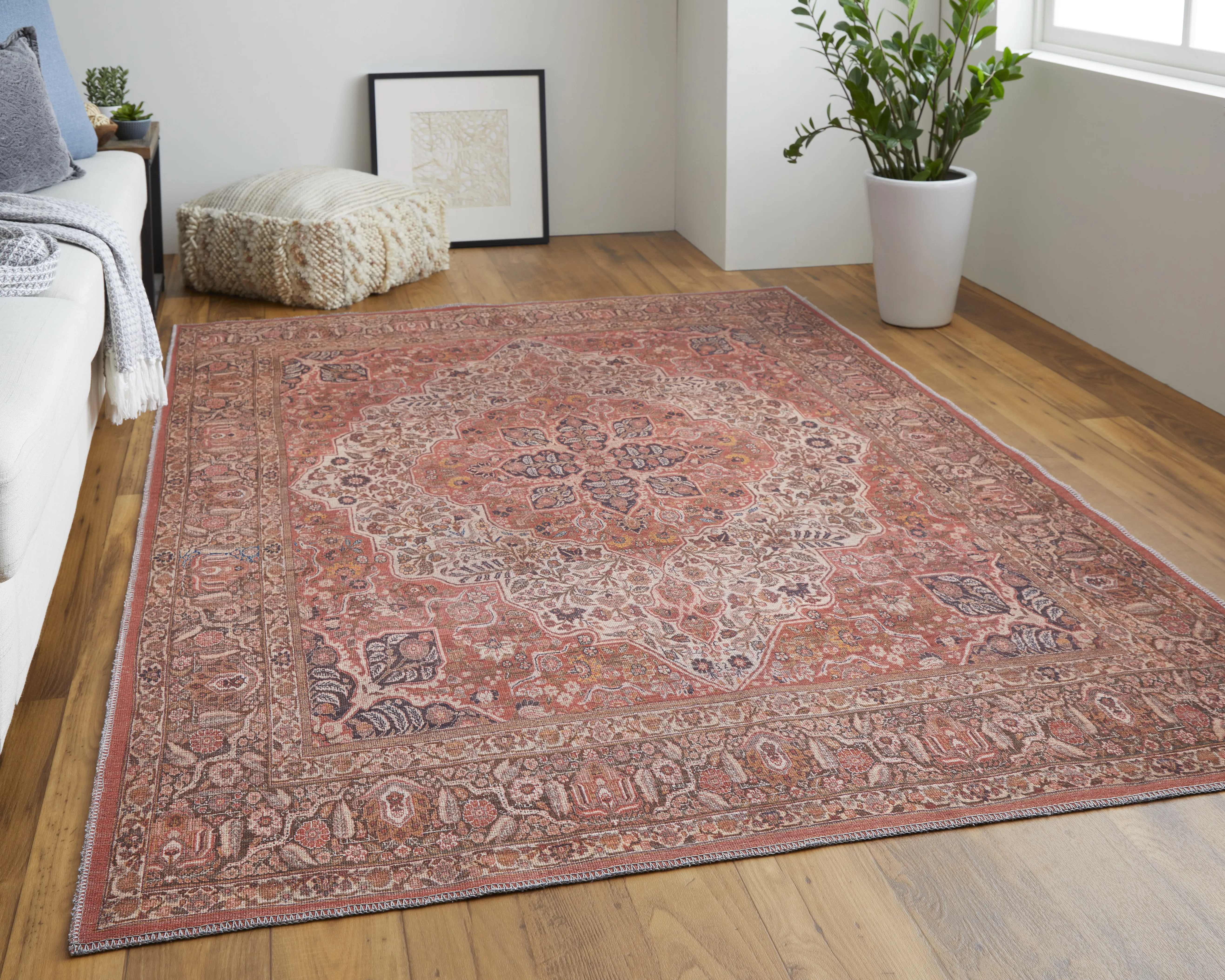 Rawlins 39HNF Red/Tan/Pink 2'7" x 8' Rug