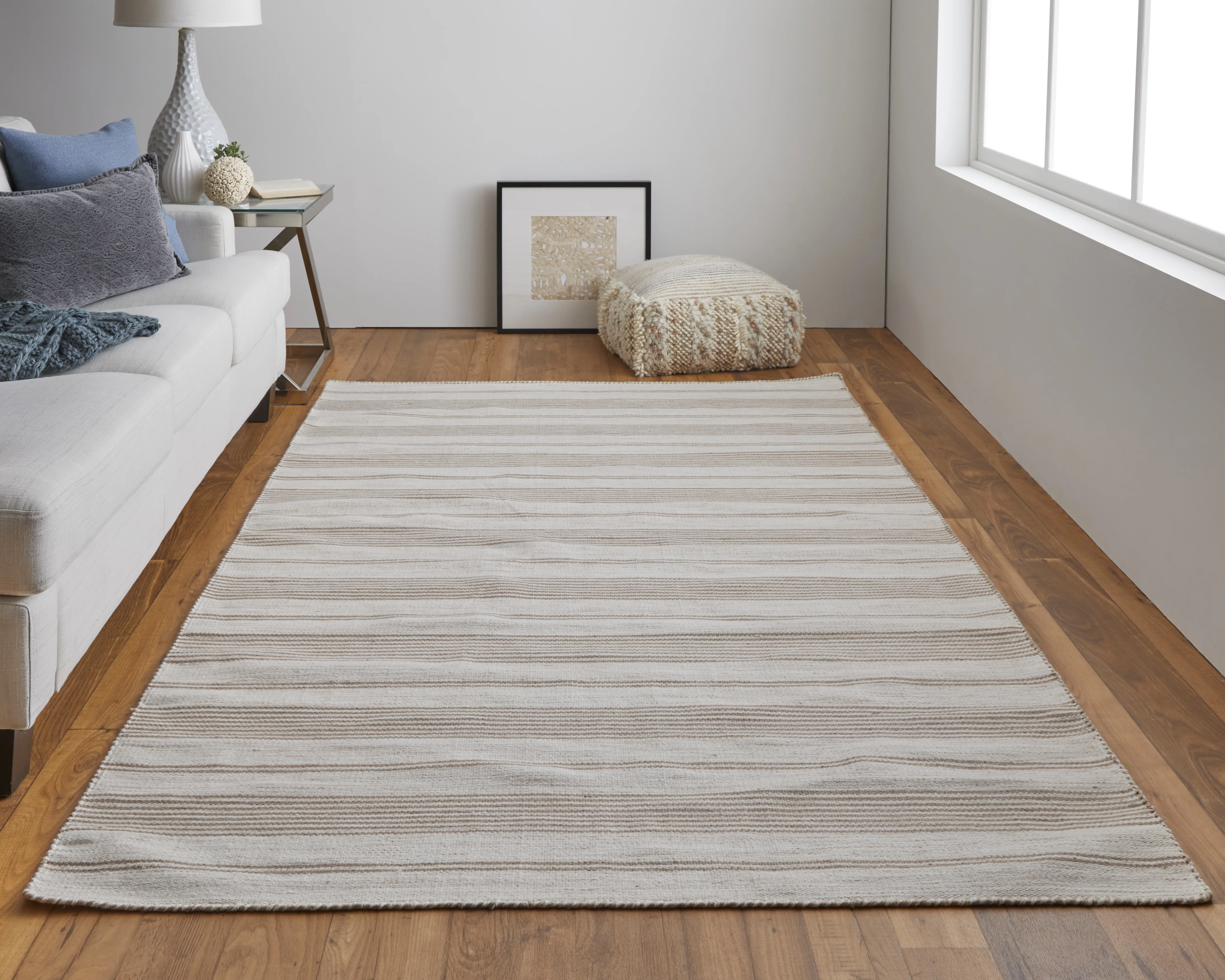 Duprine 0560F Ivory/Taupe 5' x 8' Rug