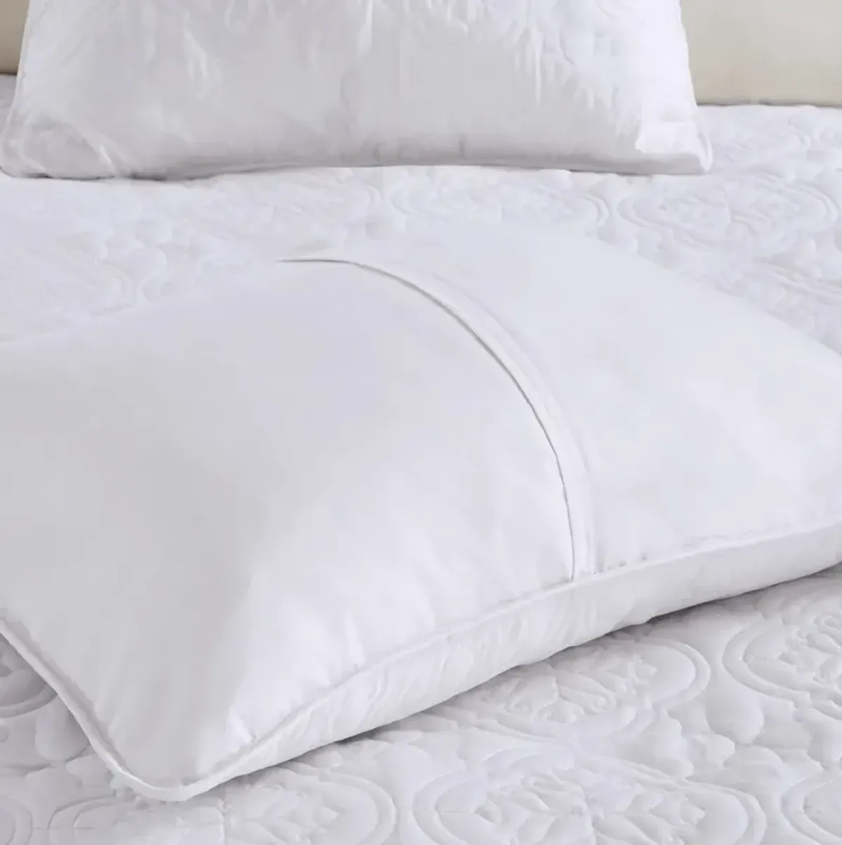 Gracie Mills McCormick 3 Piece Reversible Bedspread Set