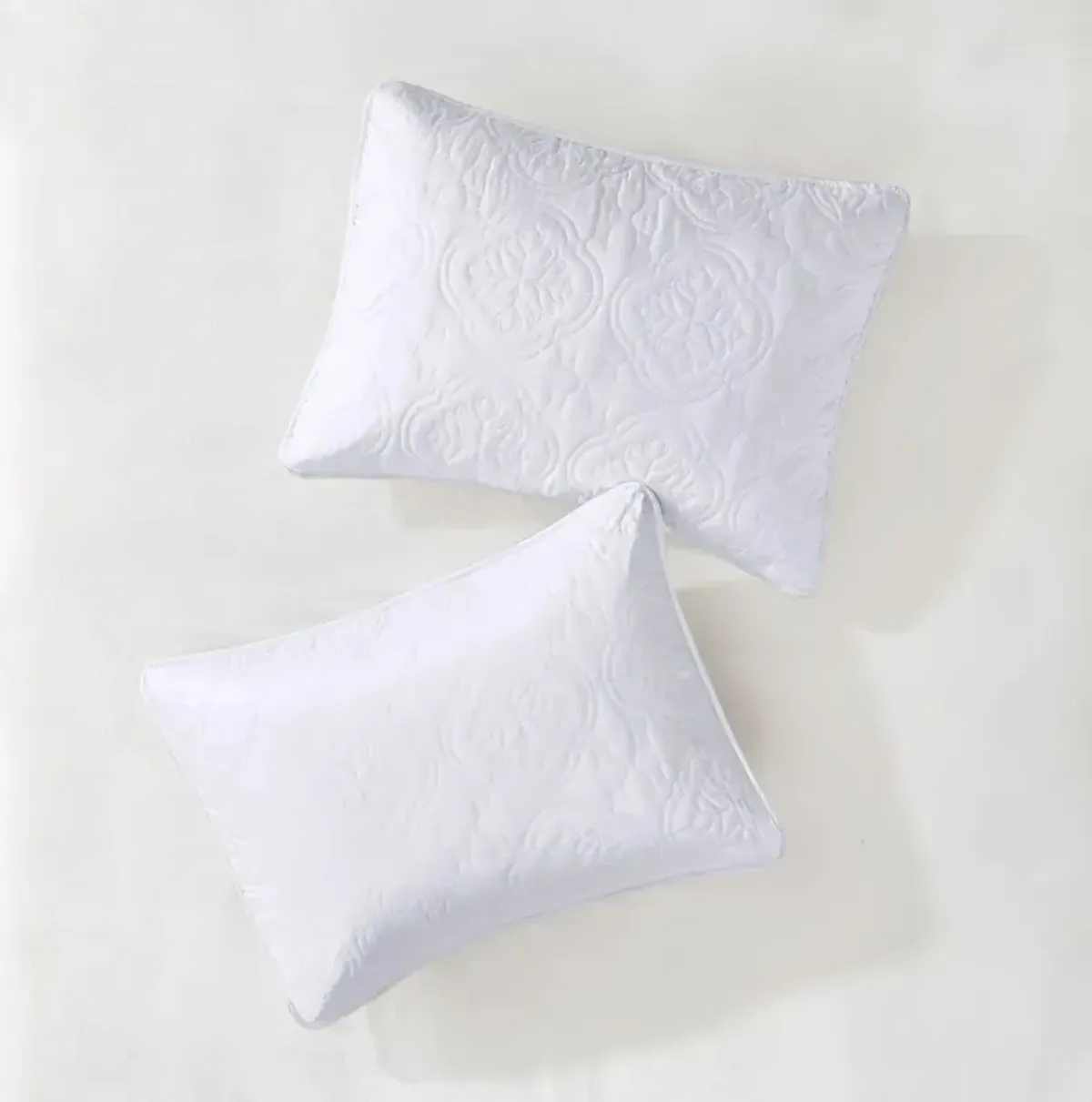 Gracie Mills McCormick 3 Piece Reversible Bedspread Set