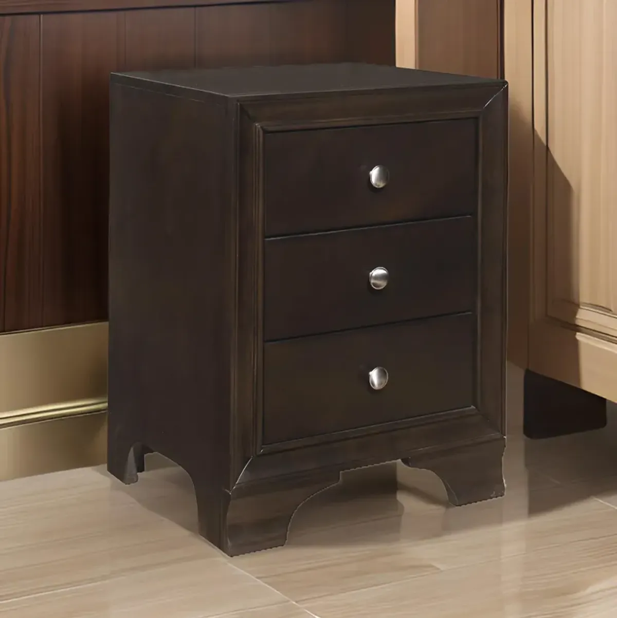 Folu 26 Inch Nightstand, USB Port, 3 Drawers with Chrome Knobs, Brown - Benzara