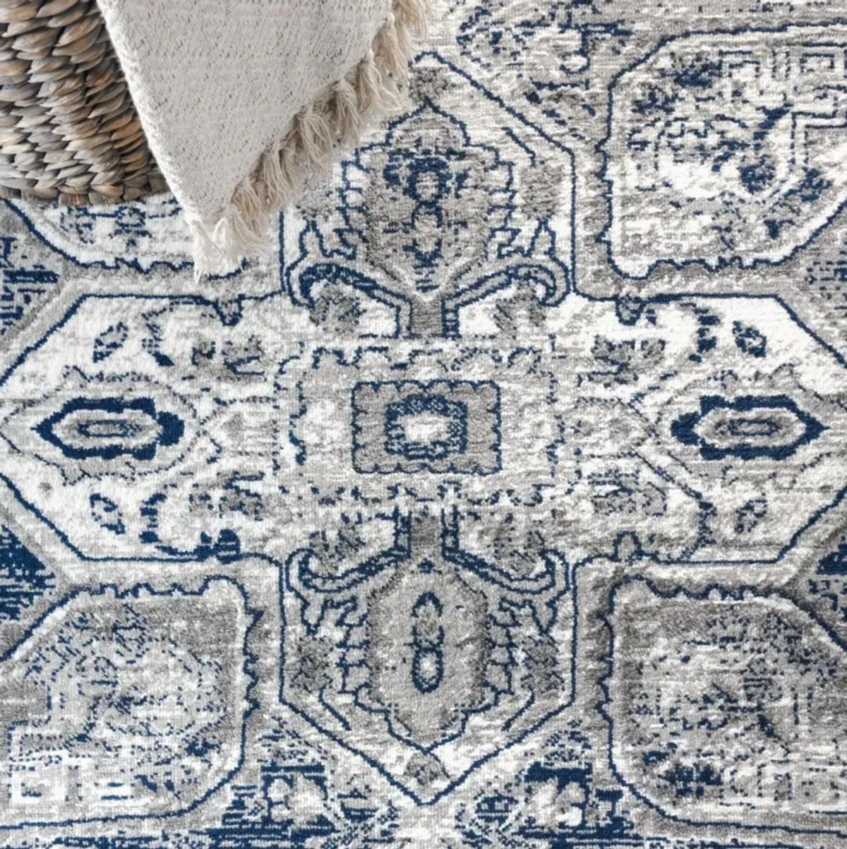 Jerica Modern Persian Vintage Medallion Area Rug