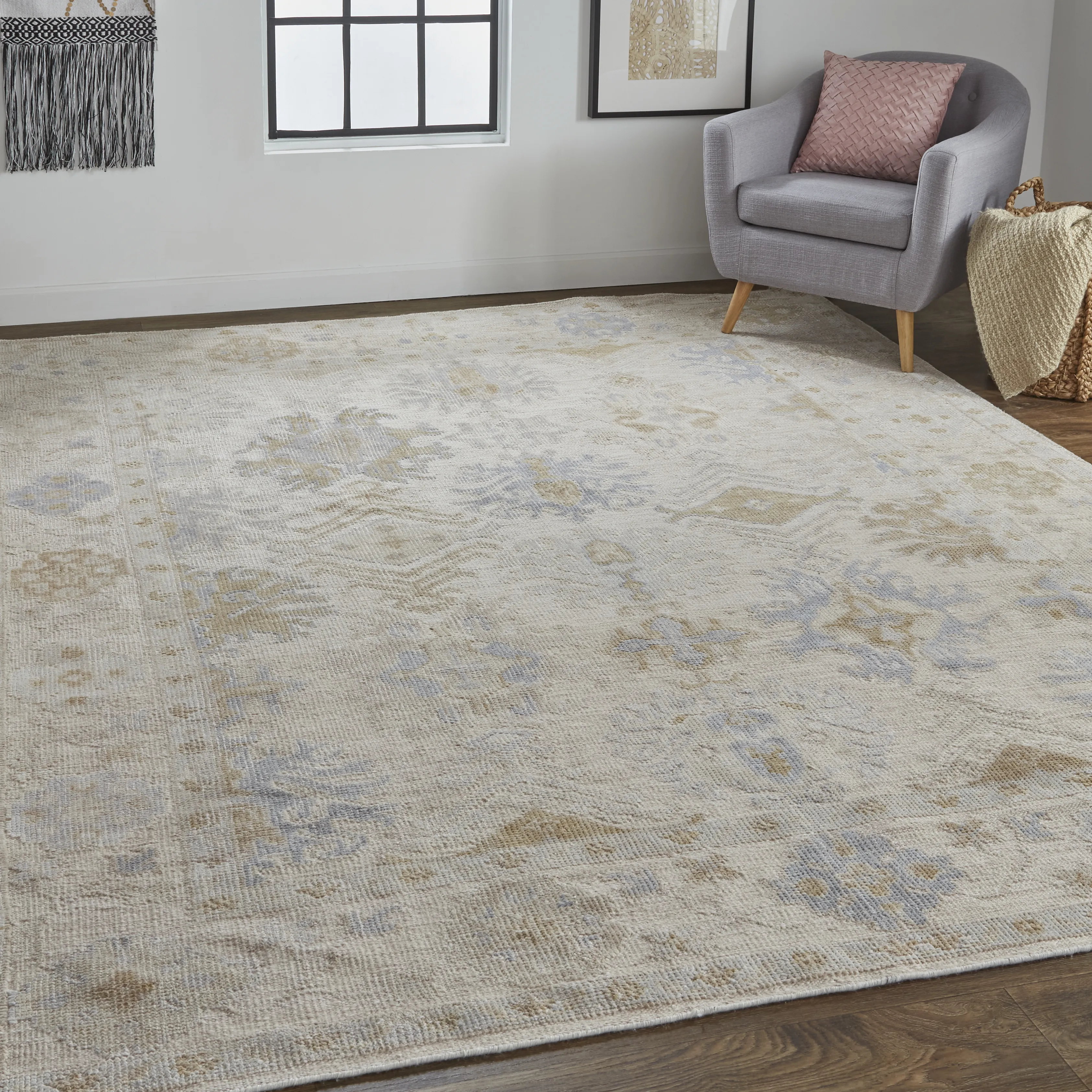 Wendover 6841F Ivory/Tan/Blue 8' x 10' Rug
