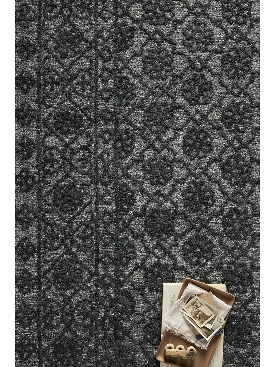 Cecelia Smoke/Dk. Grey 9'3" x 13' Rug