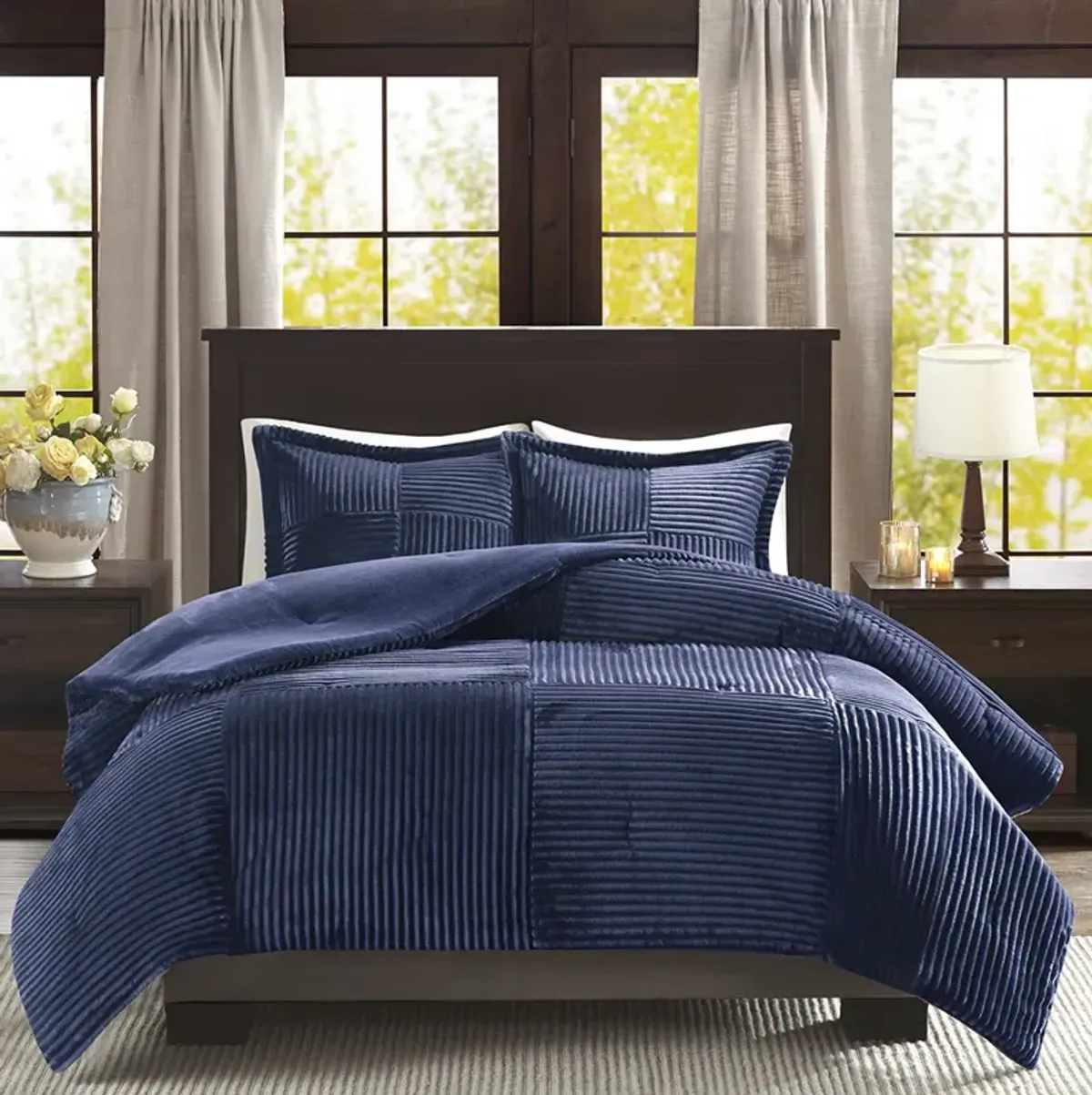 Gracie Mills Hendricks Plush Down Alternative Comforter Set