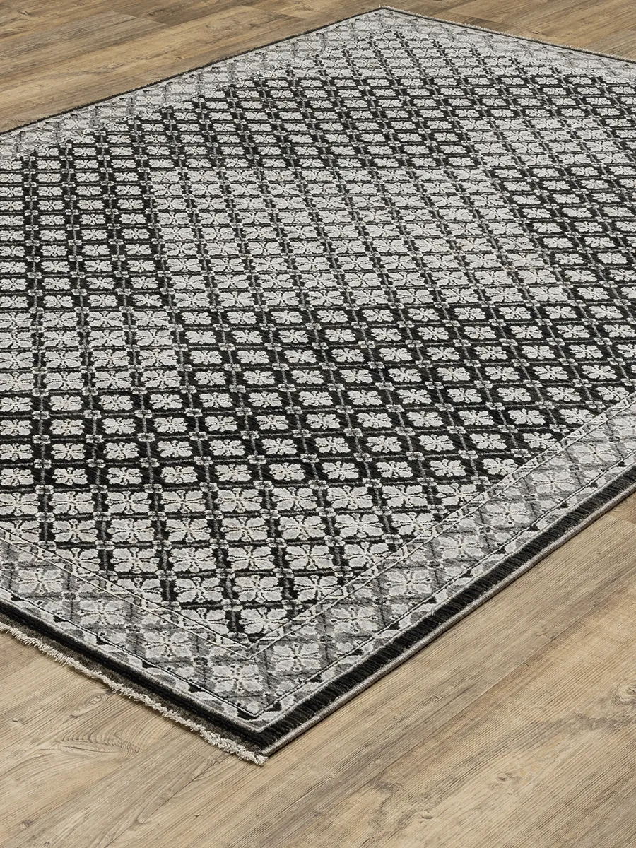 Chamberlain 2'3" x 7'6" Blk Rug