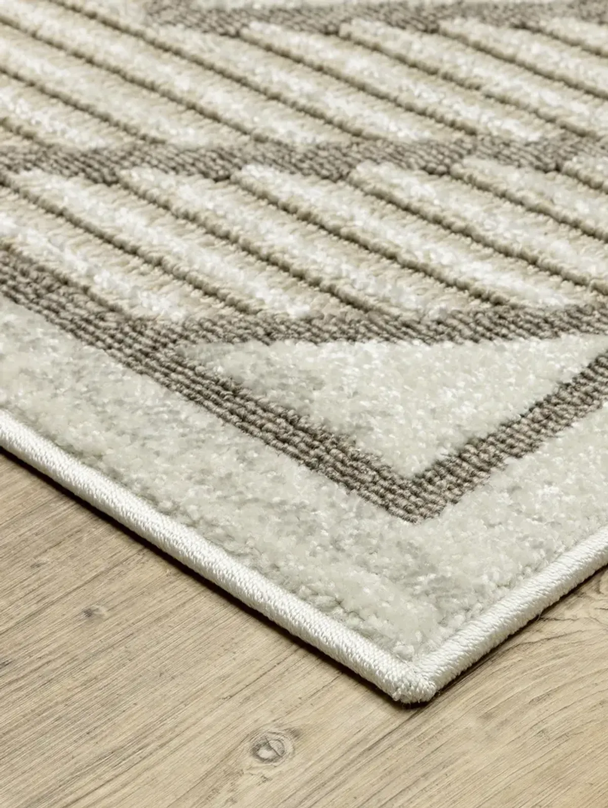 Tangier 3'3" x 5' Beige Rug