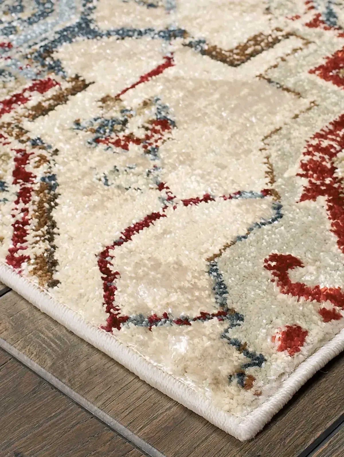 Empire 2'3" x 7'6" Ivory Rug