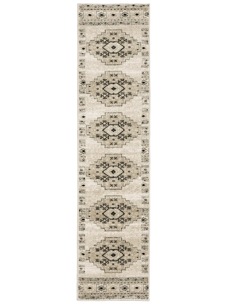 Georgia 1'10" x 7'6" Ivory Rug