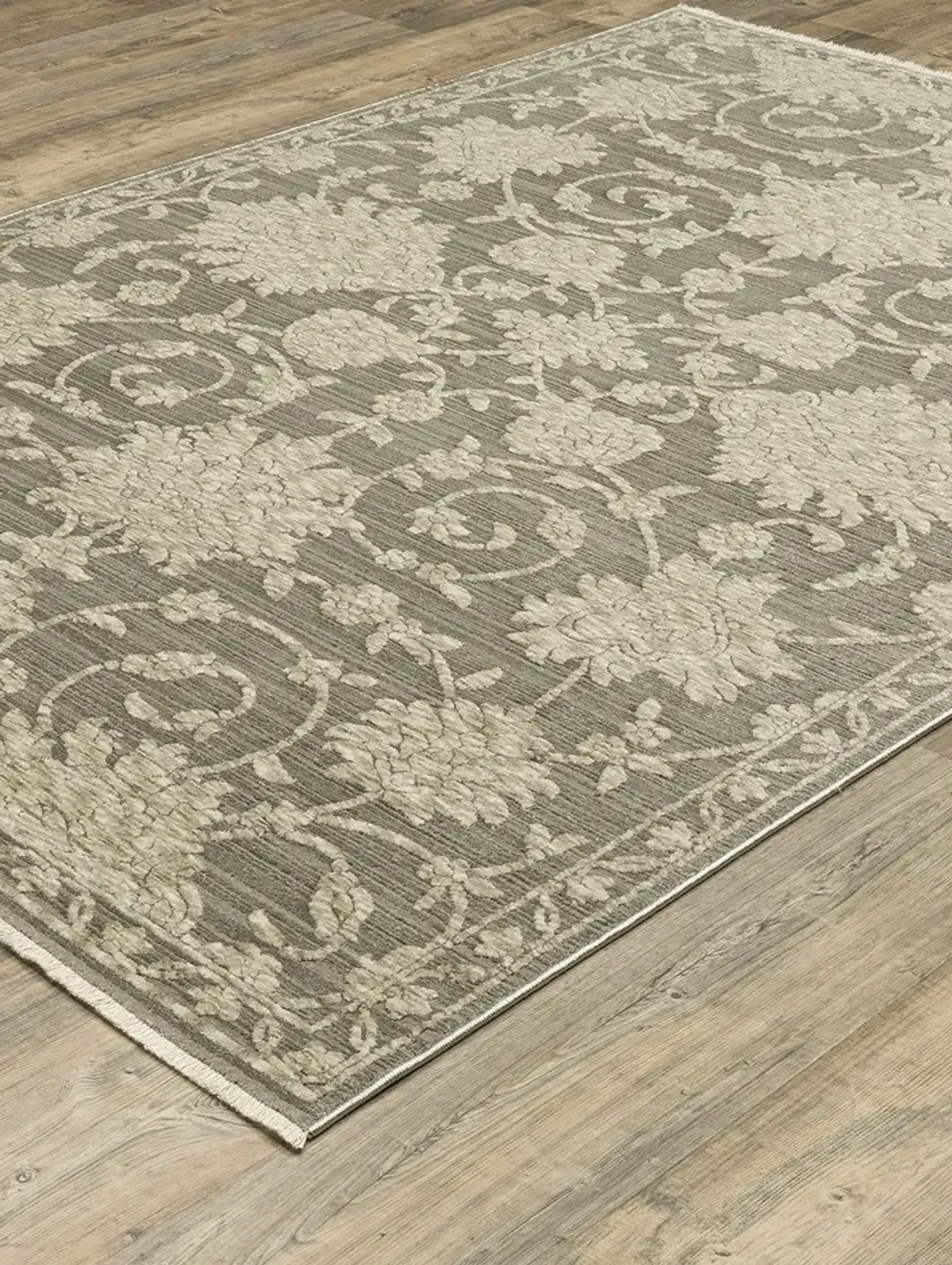 Capella 2'3" x 7'6" Grey Rug