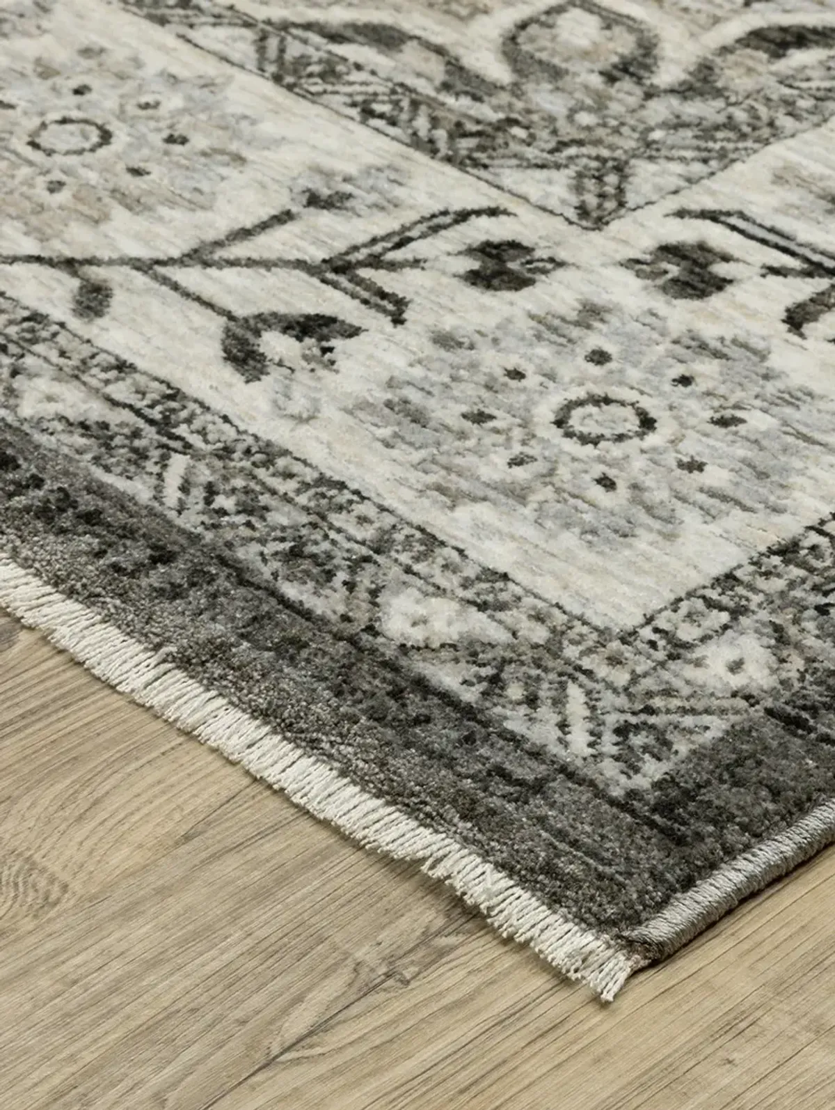 Chamberlain 6'7" x 9'6" Grey Rug