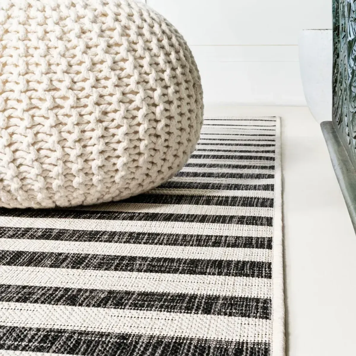 Sukie Modern Offset Stripe Indoor/Outdoor Area Rug