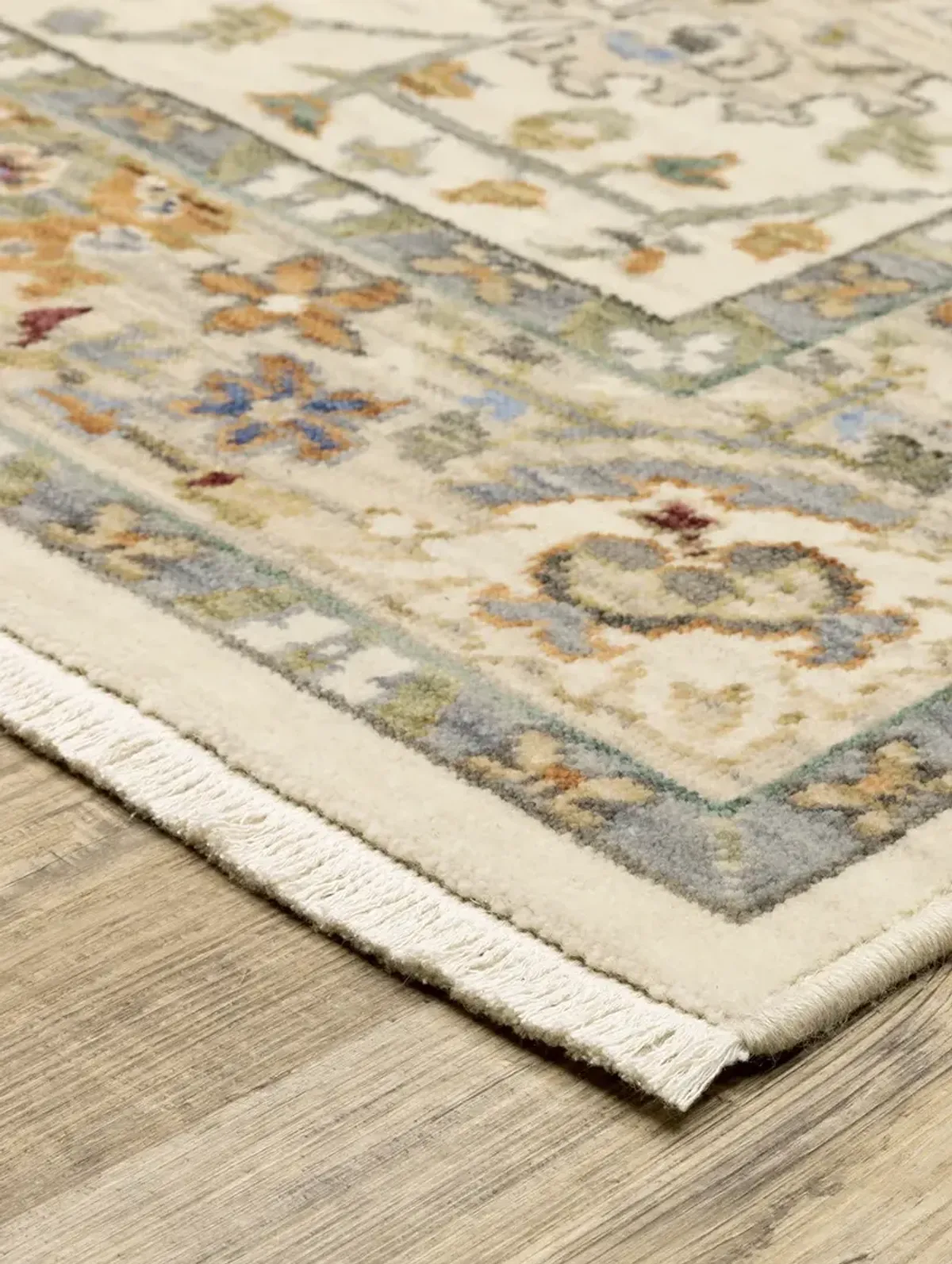 Lucca 3'3" x 5' Ivory Rug