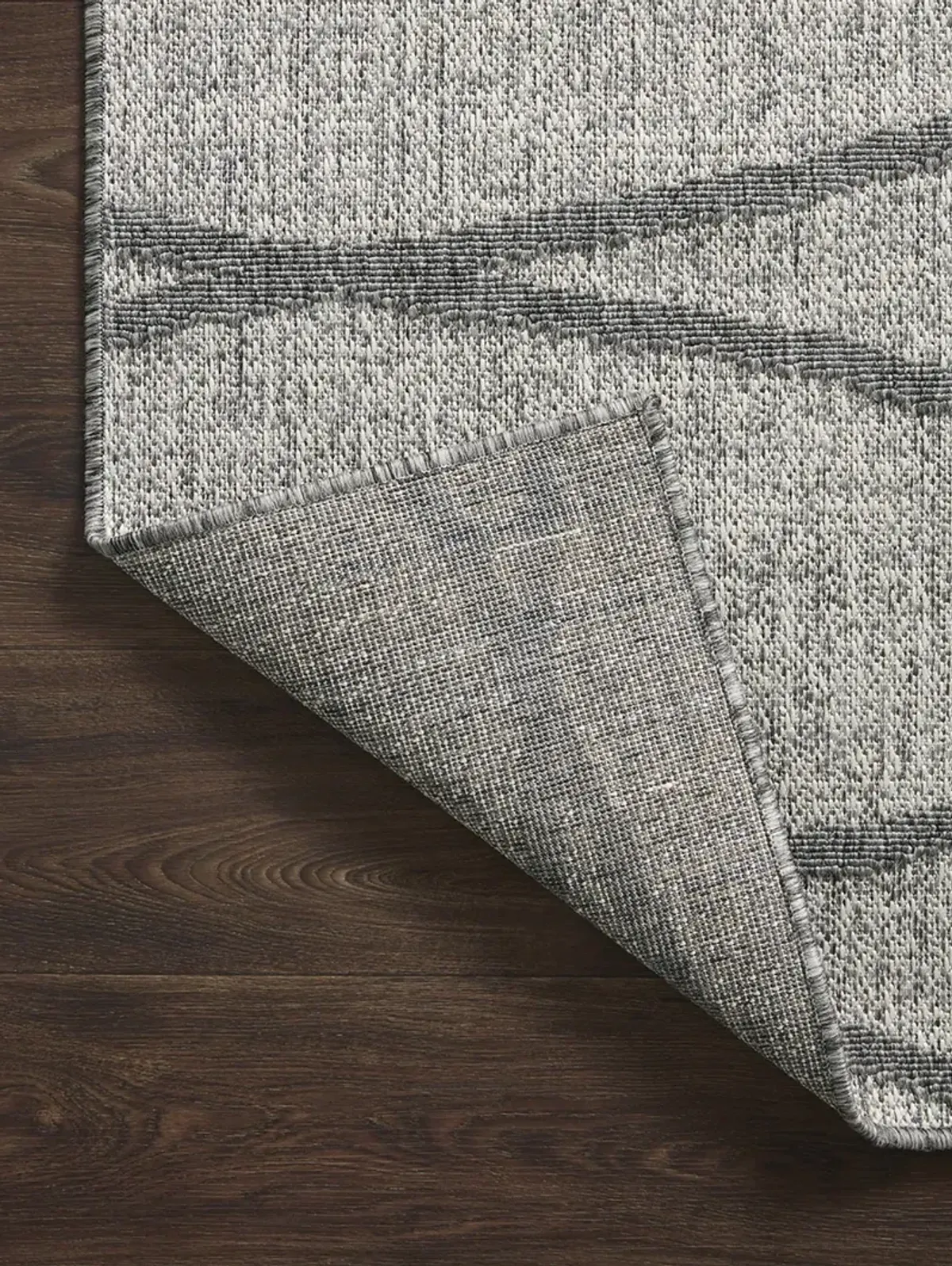 Rainier RAI07 Dove/Grey 5'3" x 7'7" Rug